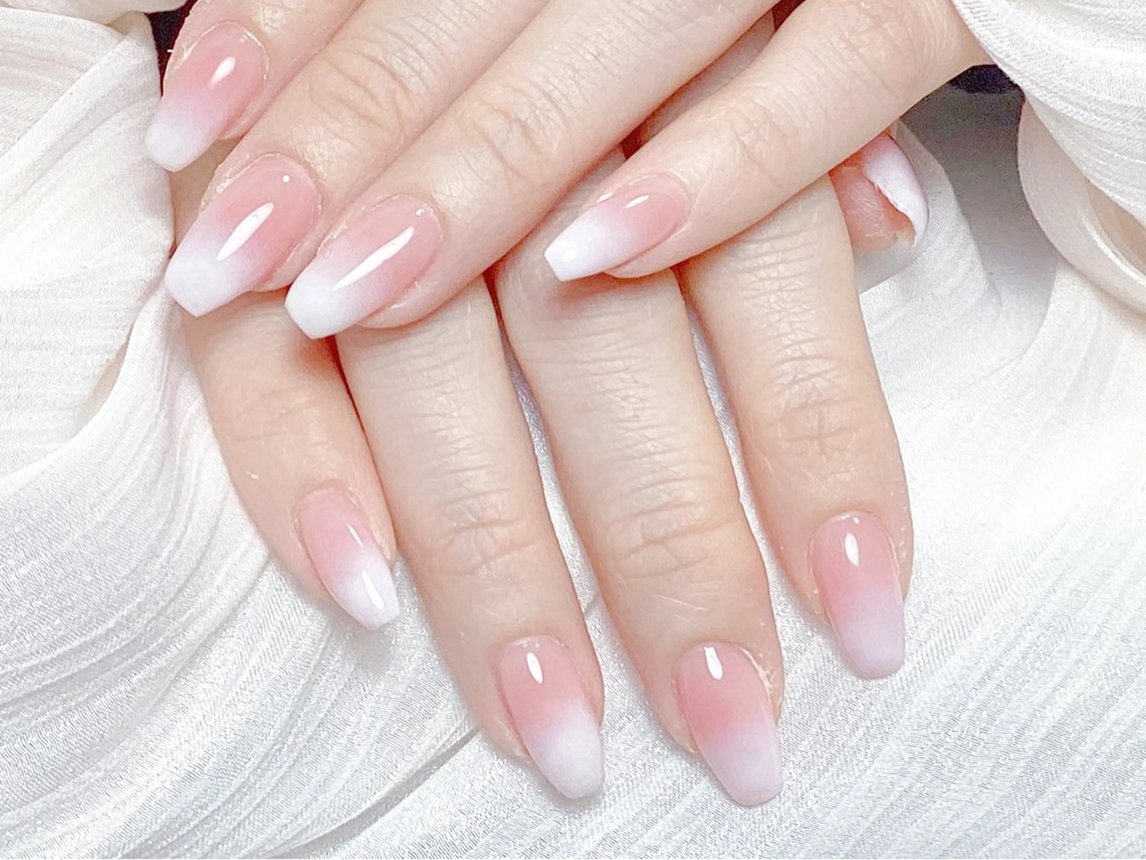 ネイル 長さ出し フレンチネイル グラデーション マグネットネイル マグネットフレンチ ハンドネイル ハンドケア ⭐️Dreamy Nail⭐️のネイルデザイン