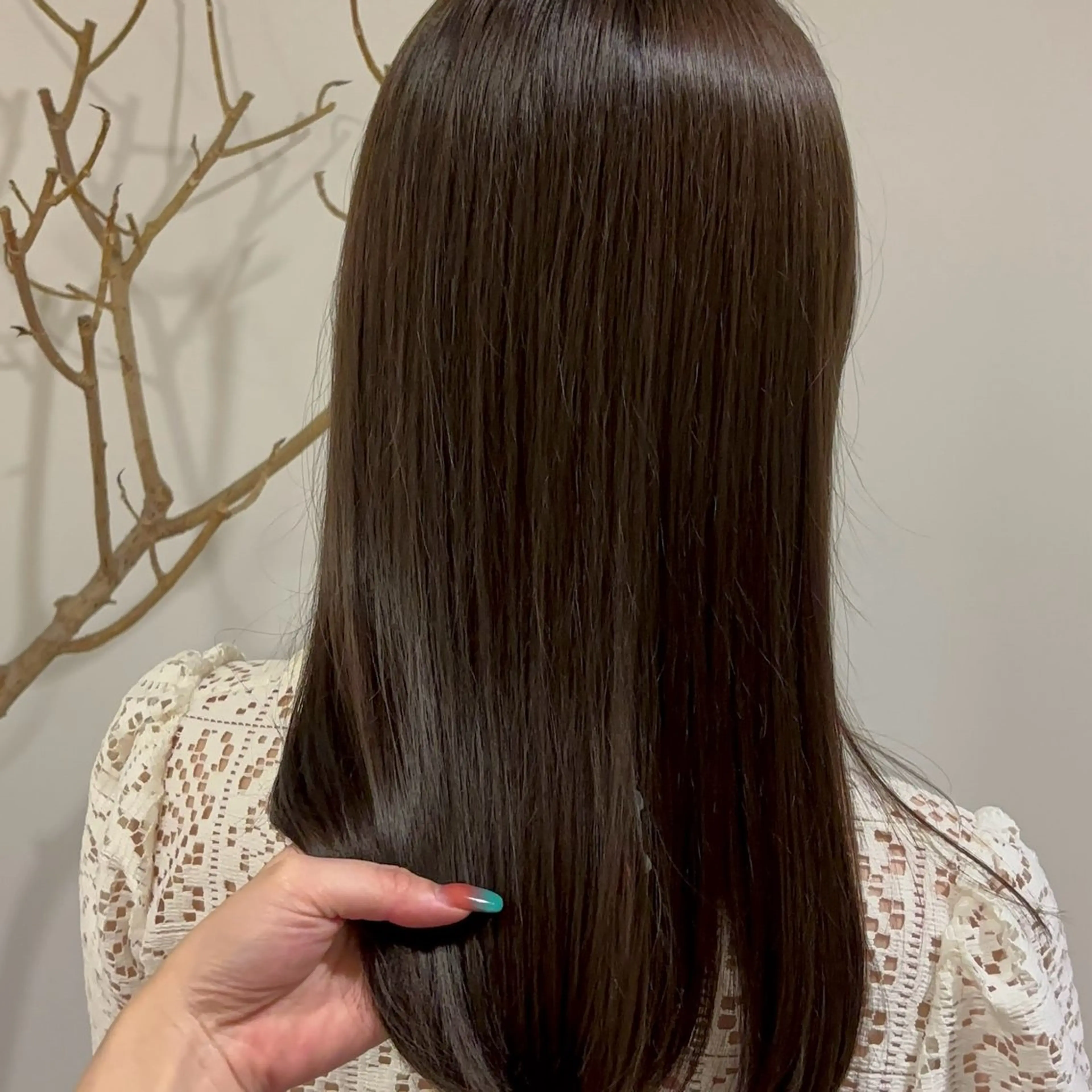 セミロング カラー ベージュカラー 透明感カラー カット ヘアカラー CHAINON×FeM#所属・名駅/sHiHo/透 明感カラー✨🎀/のヘアスタイル