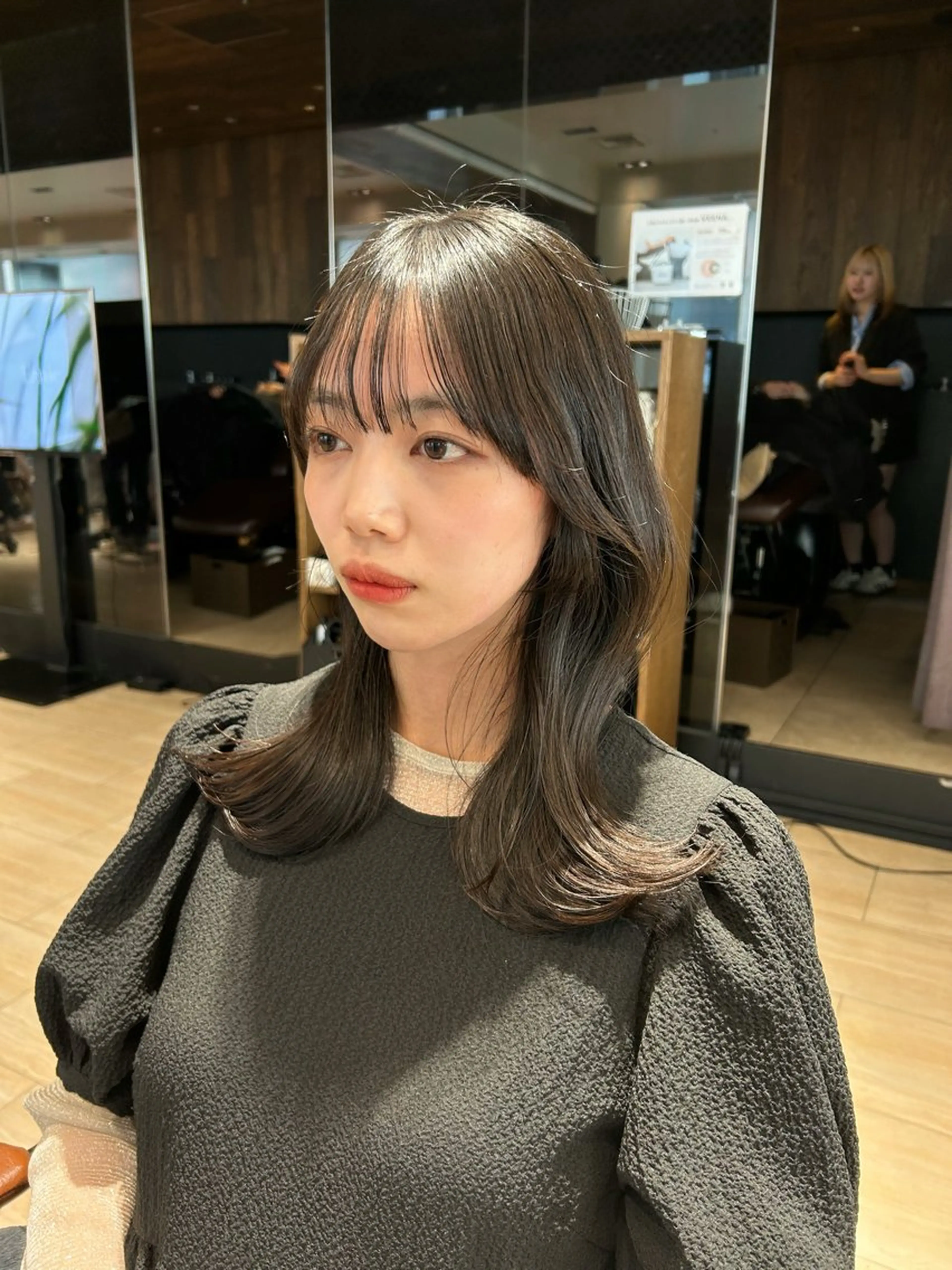 セミロング カット ヘアカラー トリートメント 🎀大竹美侑／顔まわ りカット／レイヤーのヘアスタイル