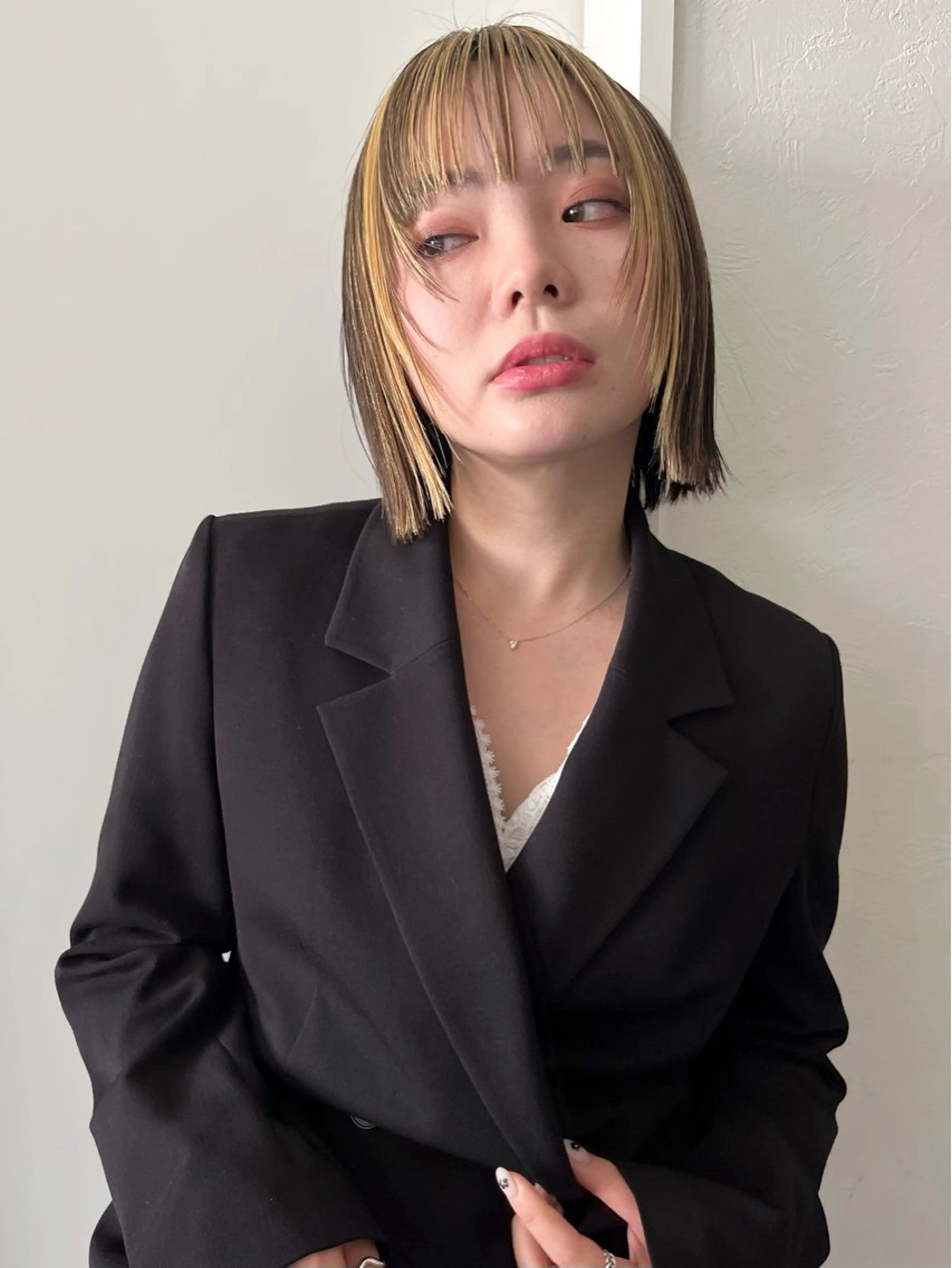 ミディアム カラー ミストバング ブリーチ  フェイスフレーミング ボブ レイヤーカット カット ヘアカラー トリートメント 金井京介/パーマ /レイヤー/ボブのヘアスタイル
