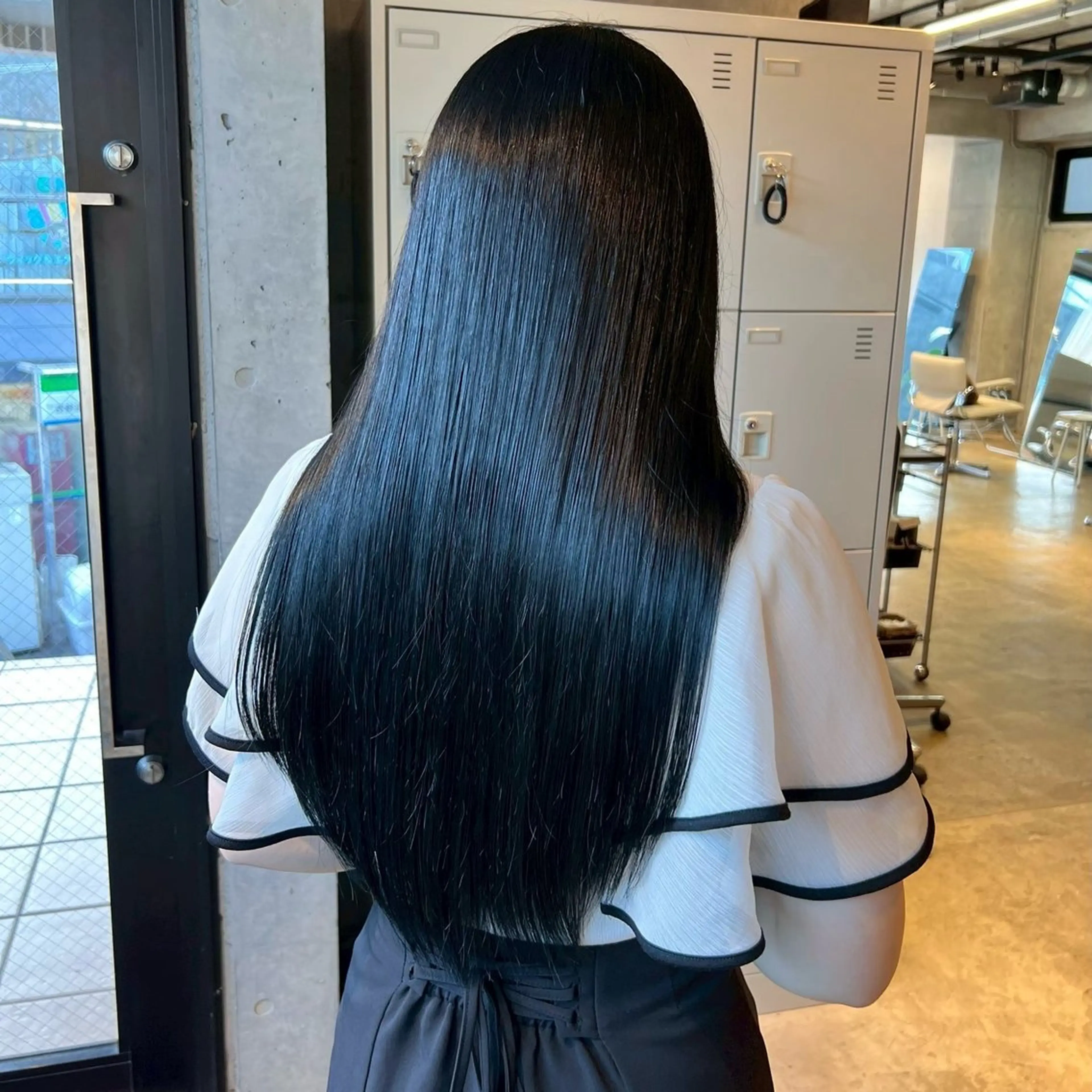 ロング カラー 透明感カラー オレンジ ヘアカラー トリートメント AIN.ANLY 明治神宮前所属・ムツキ/品のある 艶カラー/縮毛矯正のヘアスタイル