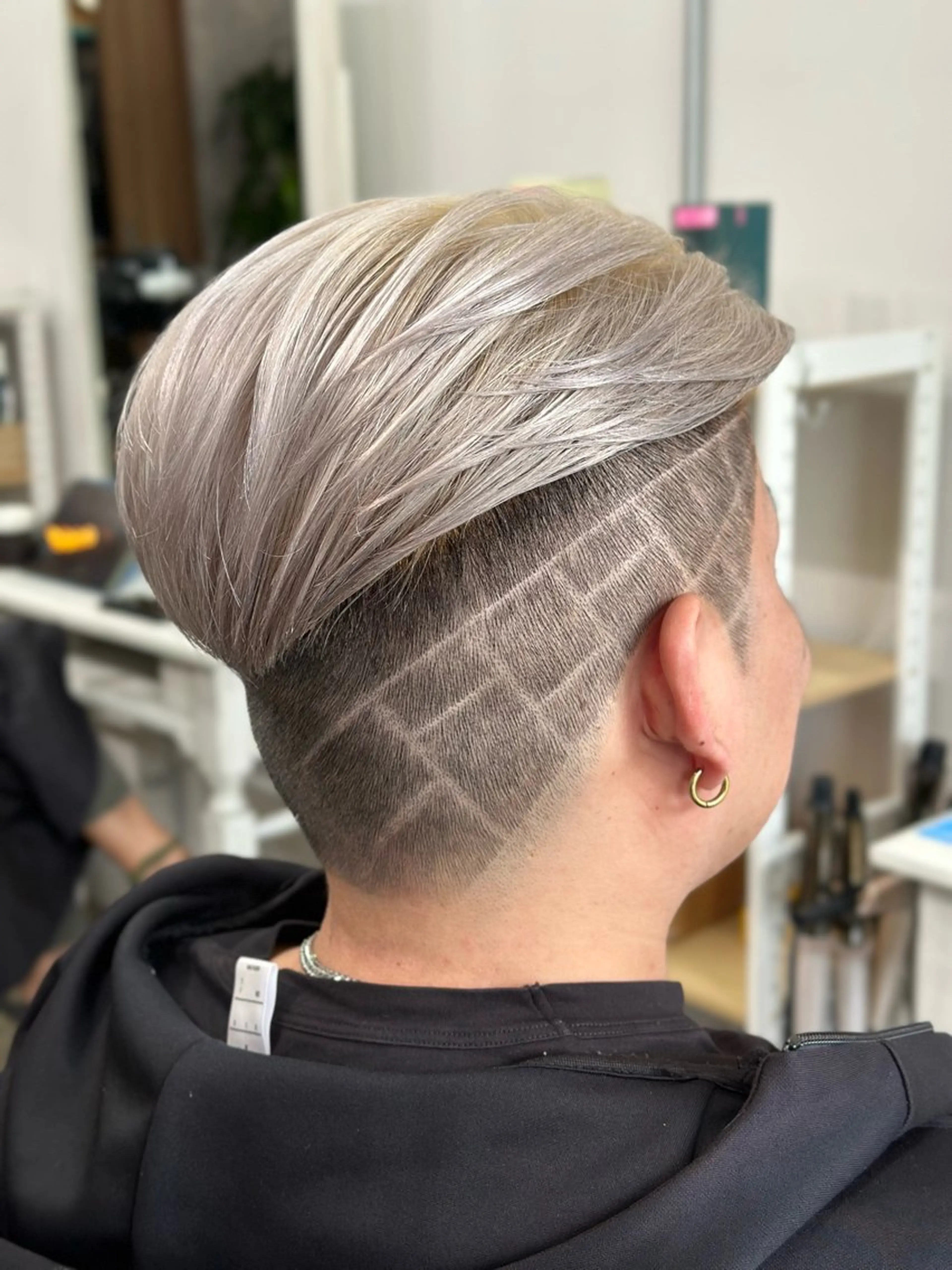カラー メンズ シルバー ホワイトシルバー ヘアカラー Snalyメンズ特化 スエハラのヘアスタイル