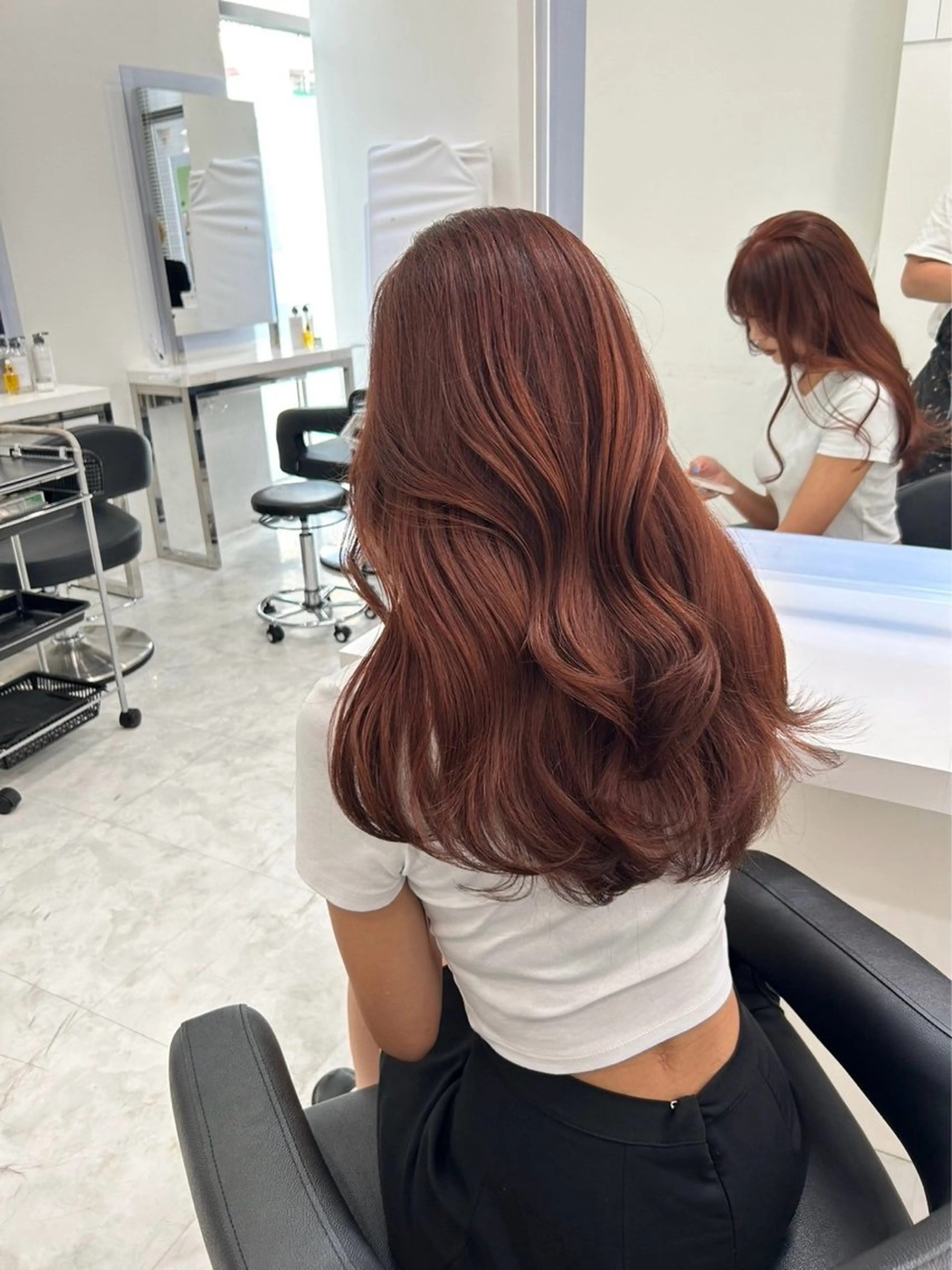 セミロング カラー ヘアカラー トリートメント ヘッドスパ ヘアセット 大人っぽ♡上品な暖色 ♡ブリーチなし♡のヘアスタイル