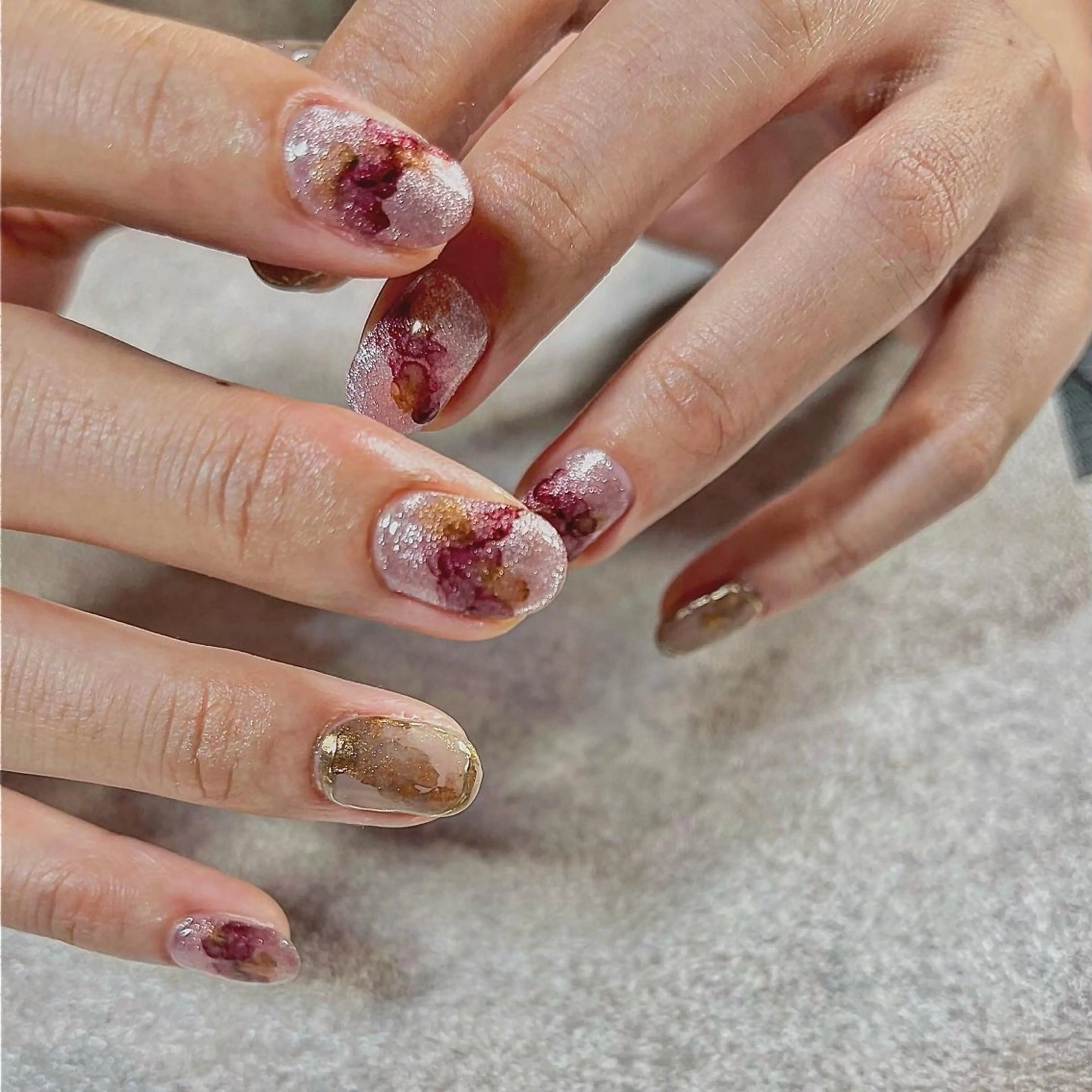 ネイル アートネイル マグネットネイル ミラーネイル ニュアンスネイル ハンドネイル nailsalon ASUNALO所属・ASUNALO えりかのネイルデザイン