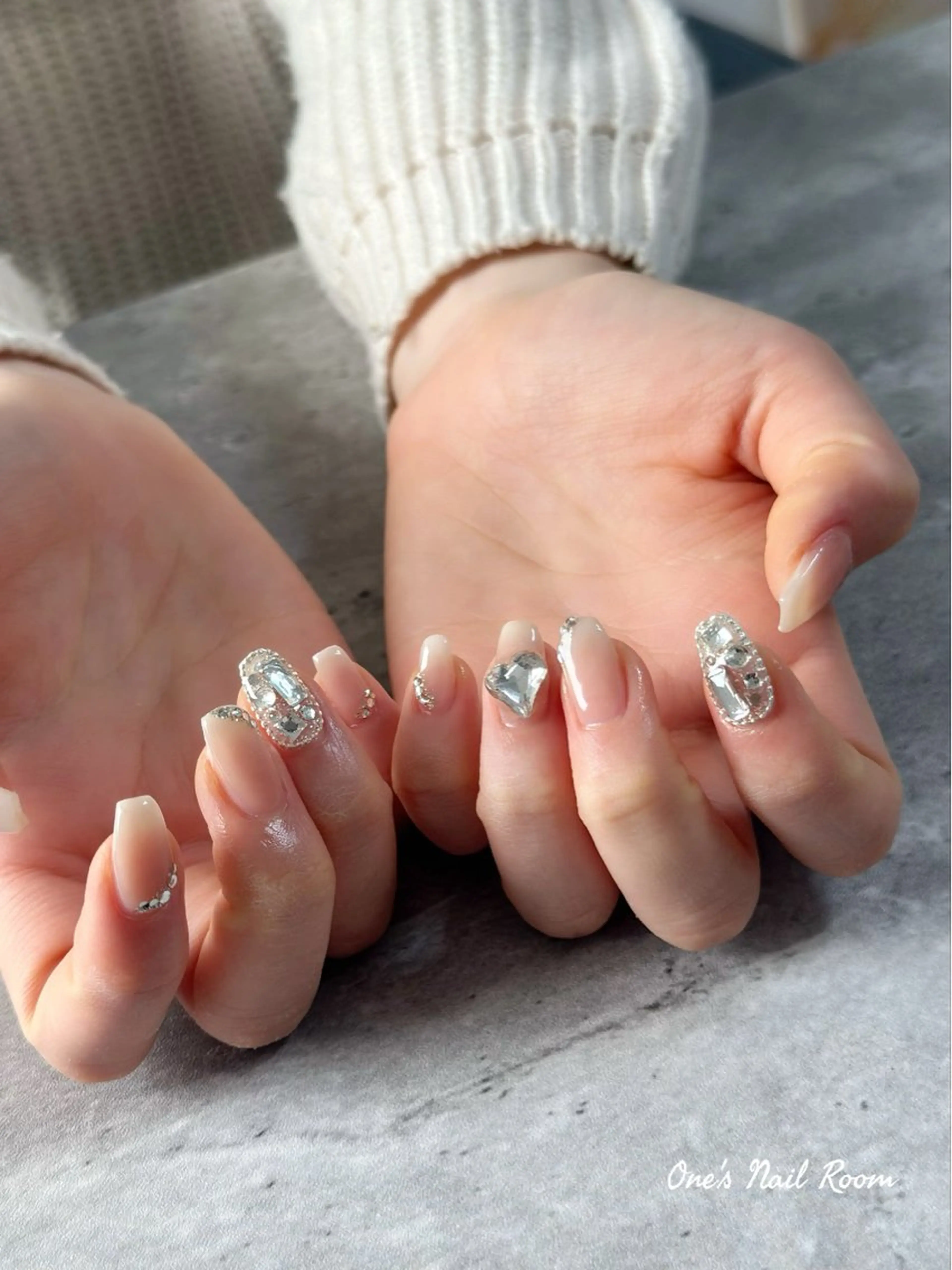 ネイル ハンドネイル One's Nail Roomのネイルデザイン