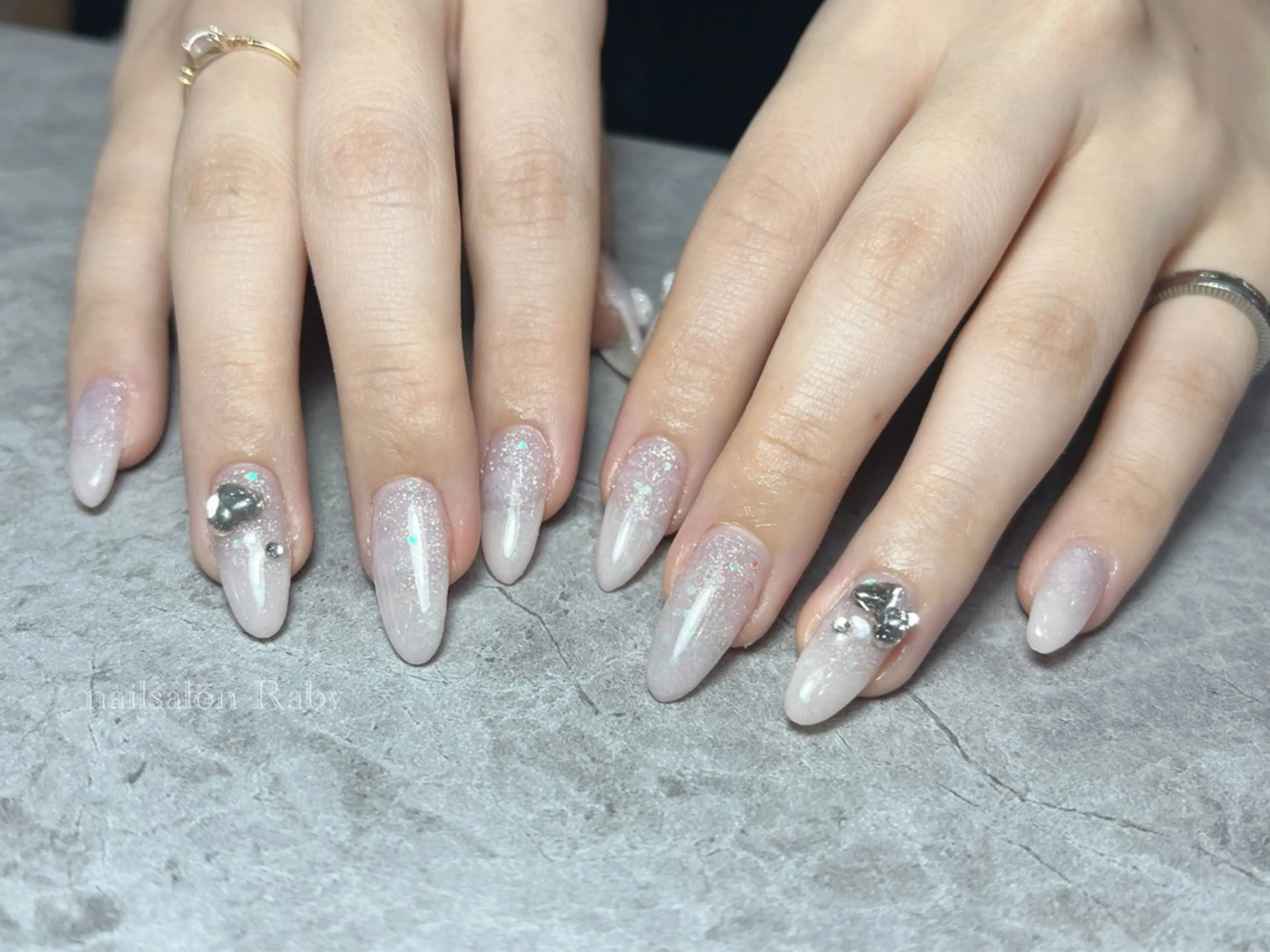 ネイル ハンドネイル CURE所属・nailist Nanaのネイルデザイン