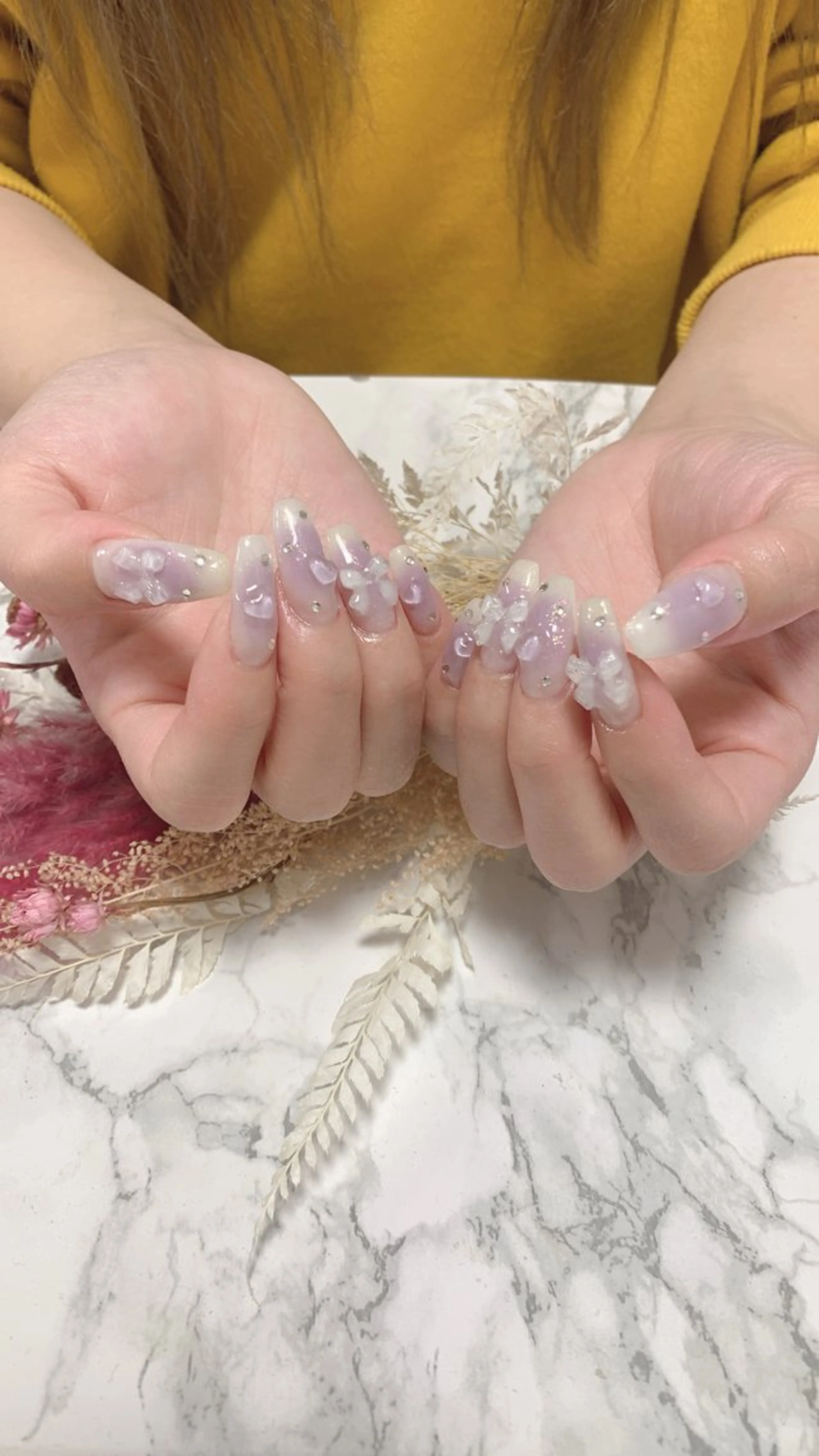 ネイル はな💎ネイル ワンホン、長さ出しのネイルデザイン