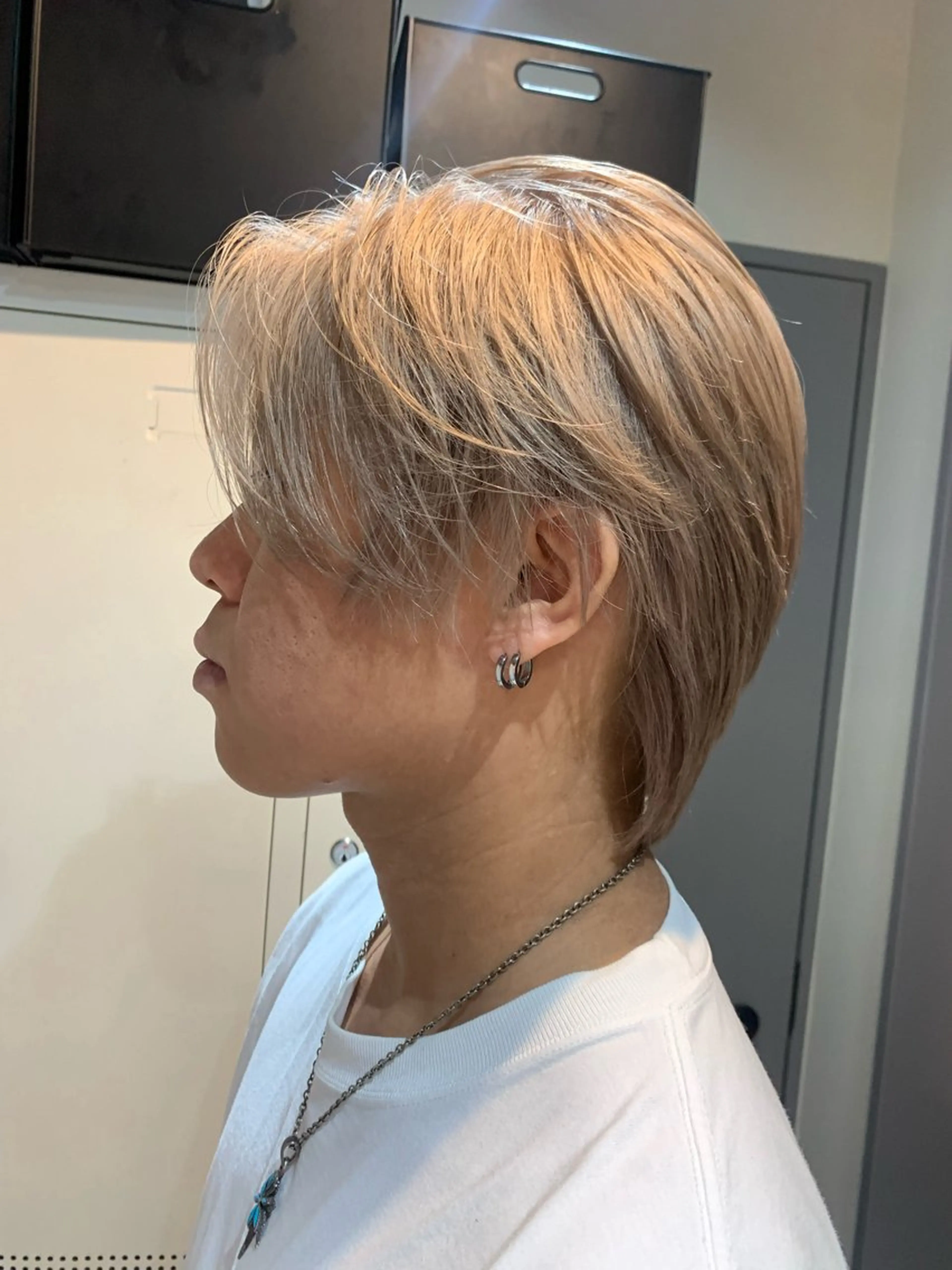 メンズ メンズブリーチ センターパート メンズハイトーン ヘアカラー トリートメント 🥞モデル募集中🎧 miyukiのヘアスタイル