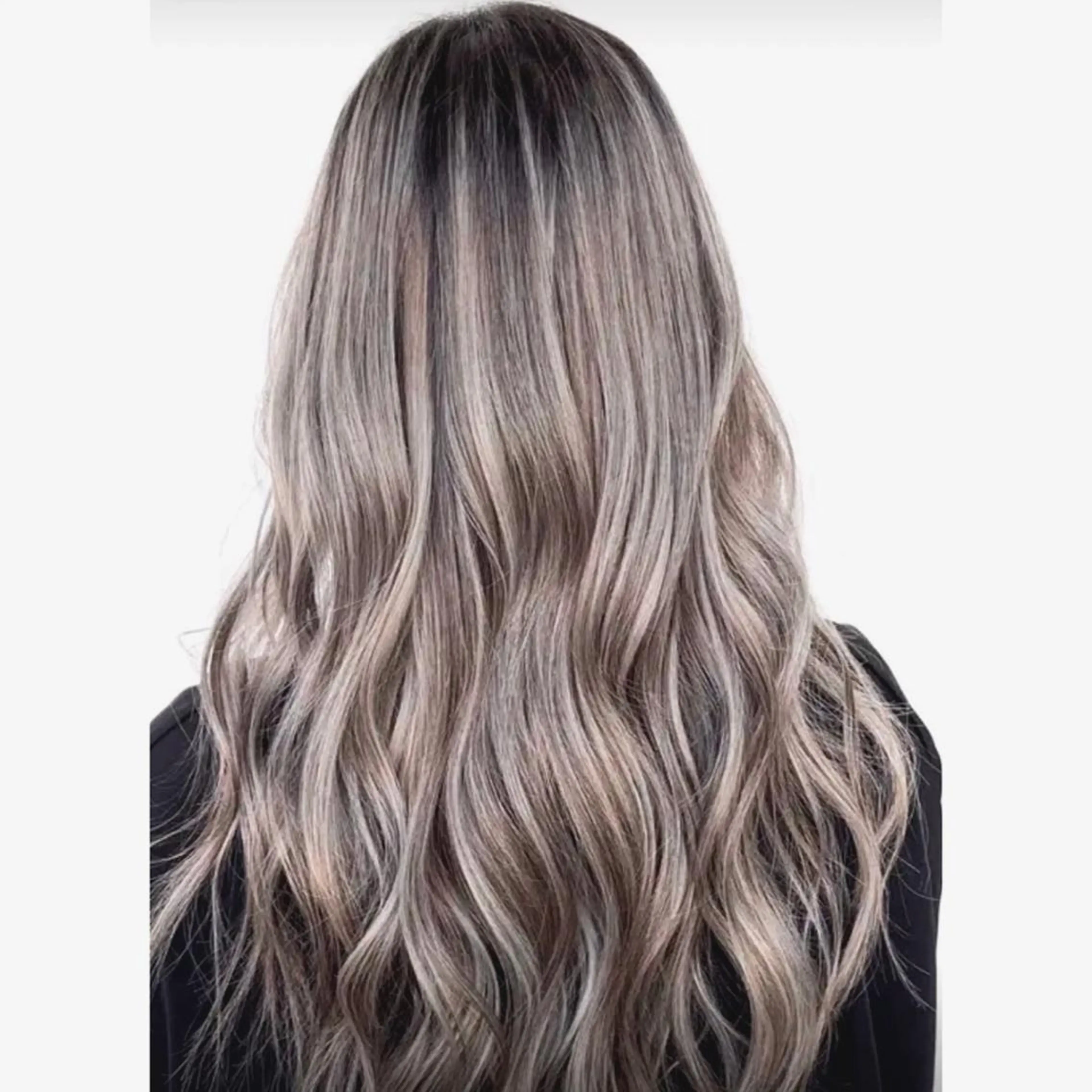 セミロング カラー ブリーチ グレージュ ラベンダーカラー シルバー ヘアカラー トリートメント 海外ヘア/ 長谷川　裕起のヘアスタイル