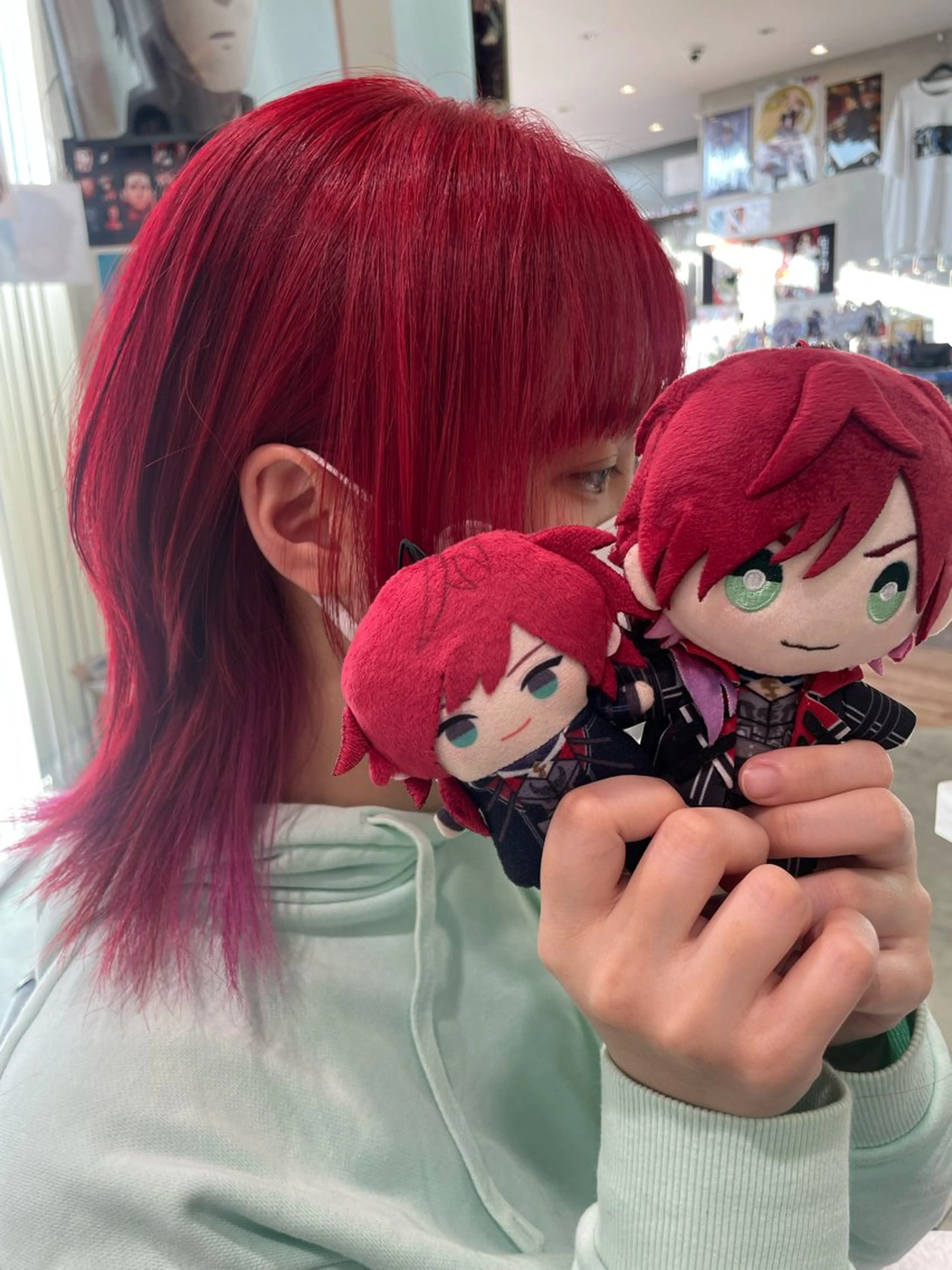 セミロング カラー ブリーチ ボルドーカラー ケアブリーチ ダブルカラー グラデーションカラー ヘアカラー トリートメント インナーカラー/推し ウルフ/アニメカラーのヘアスタイル