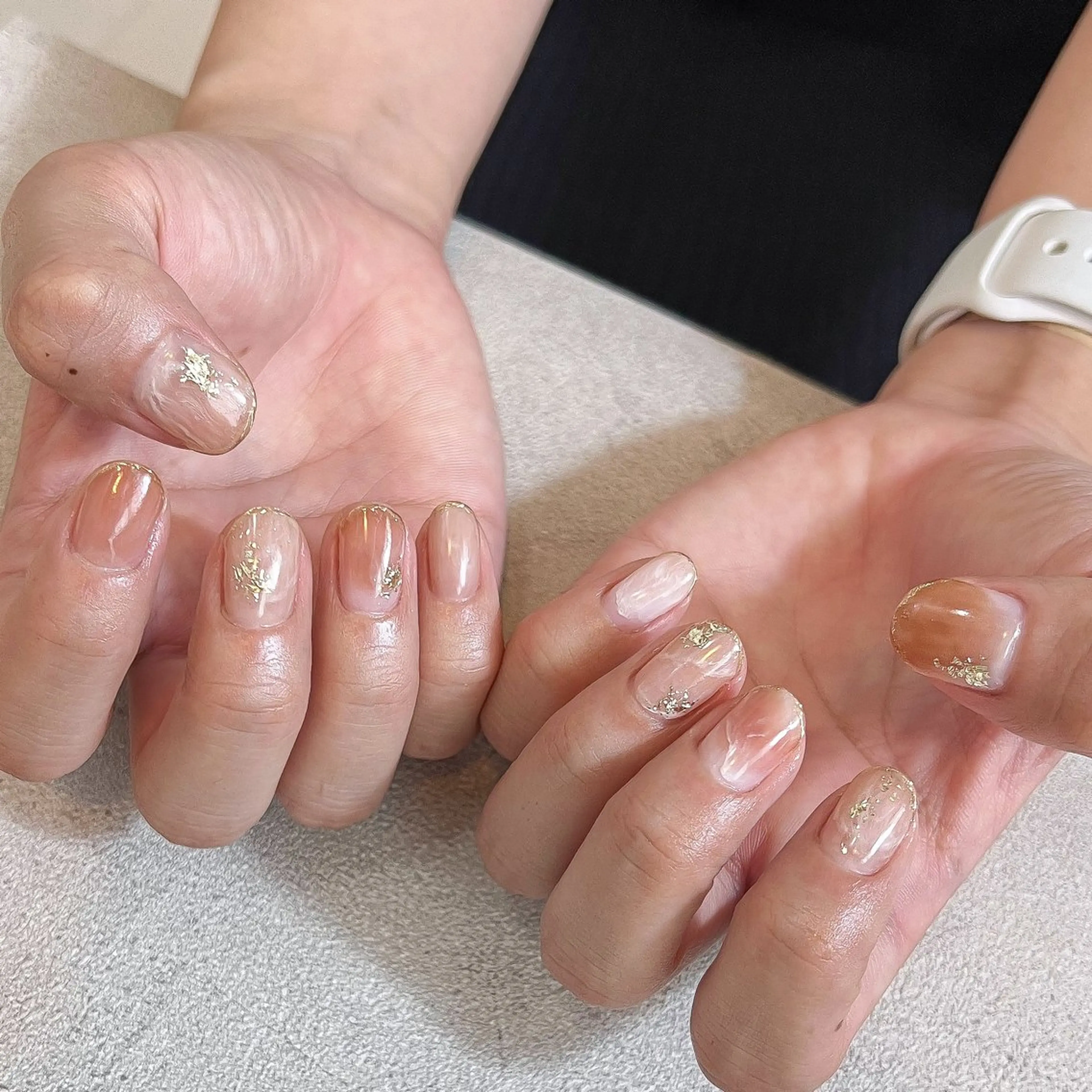 ネイル ブラウン ゴールド ミラーネイル ニュアンスネイル ハンドネイル pointillé .ayaのネイルデザイン