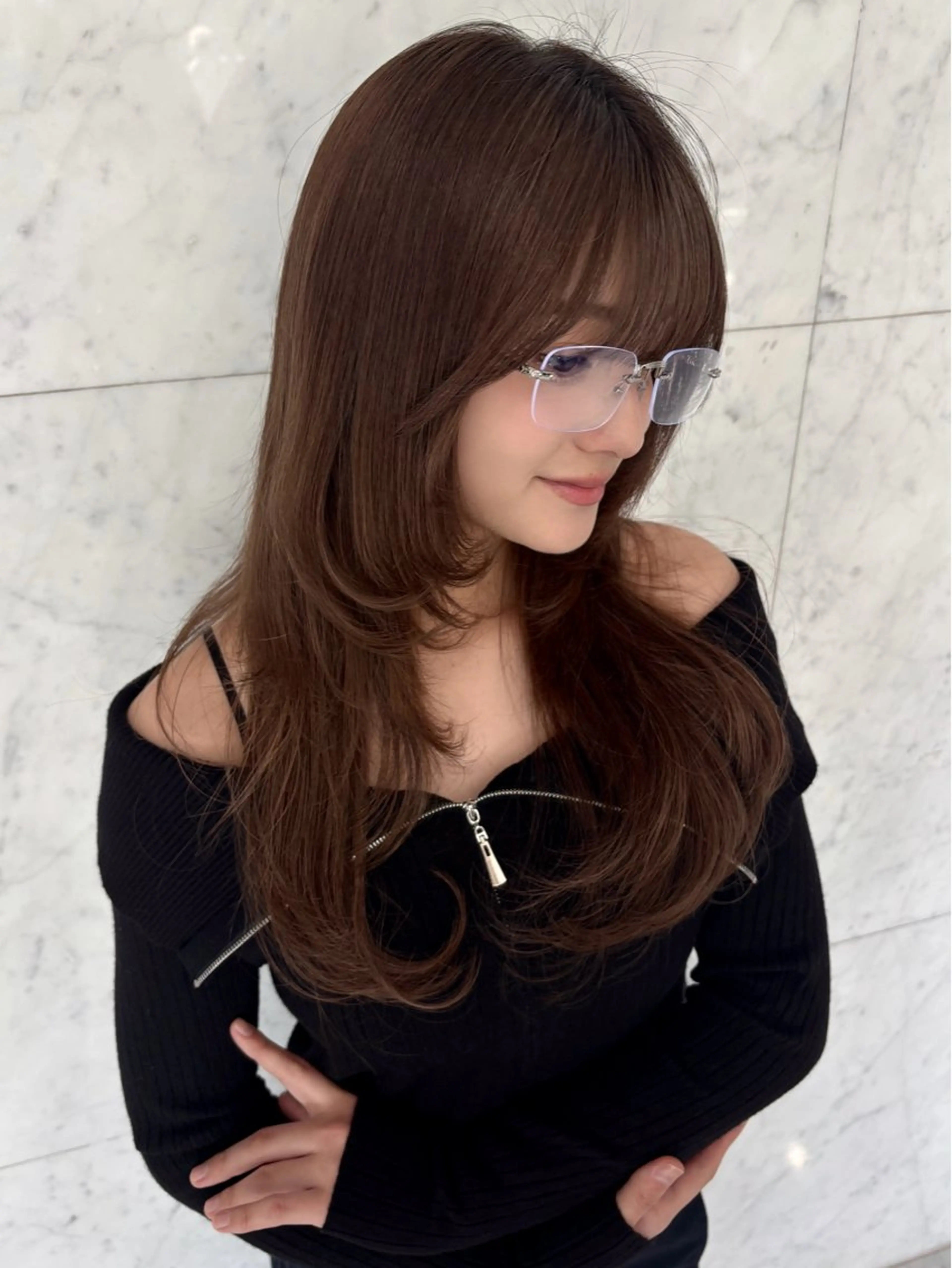 ロング カラー ロングレイヤー ハッシュカット 韓国風ヘア レイヤーカット ロング カット ヘアカラー トリートメント ハッシュカット/韓国 レイヤー/Unaのヘアスタイル