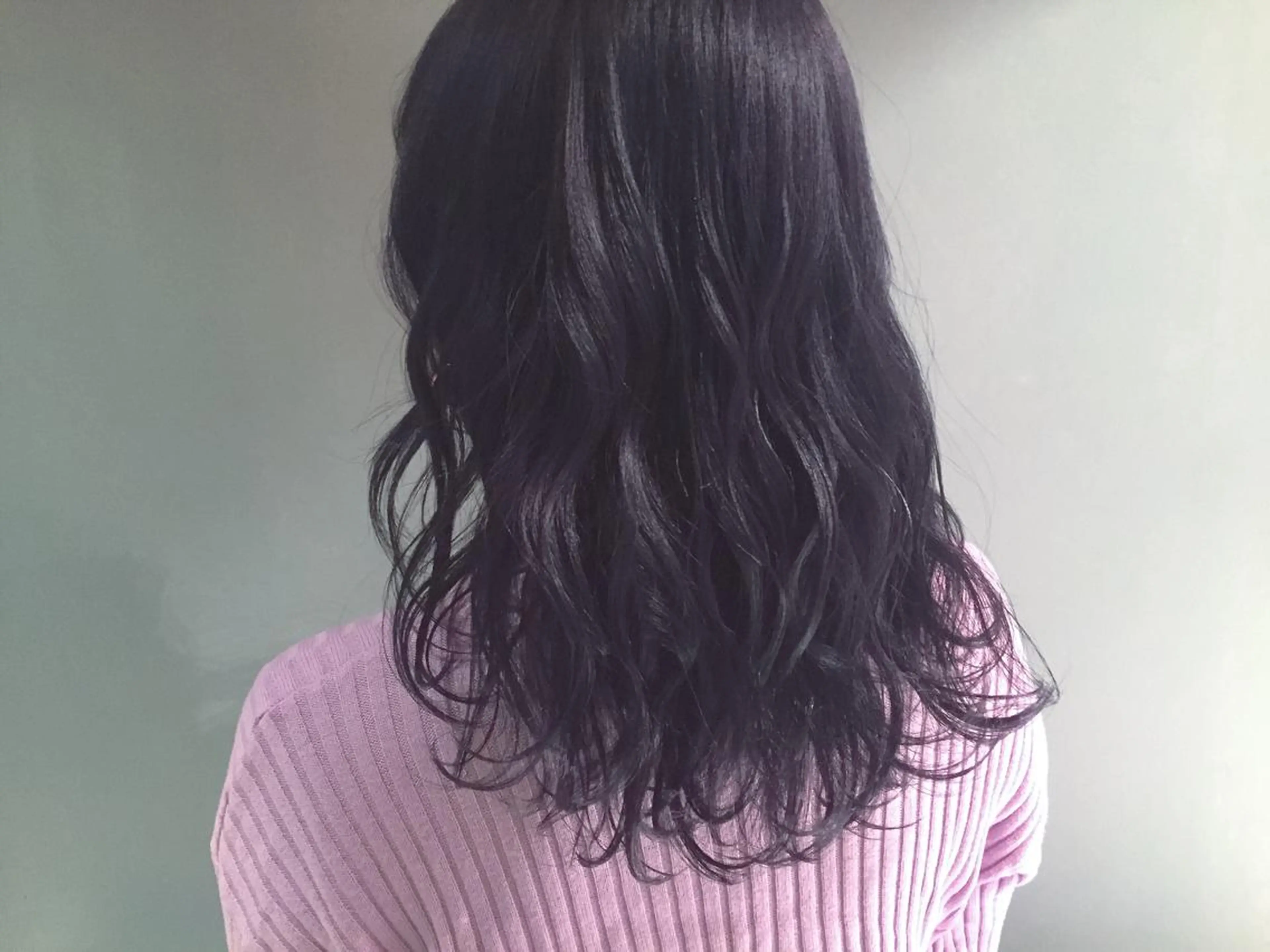 セミロング カラー ブリーチ 透明感カラー パープルカラー Hairsalon F＋Moana by　HEADLIGHT所属・salonF 🔸hamaのマツエク・マツパデザイン