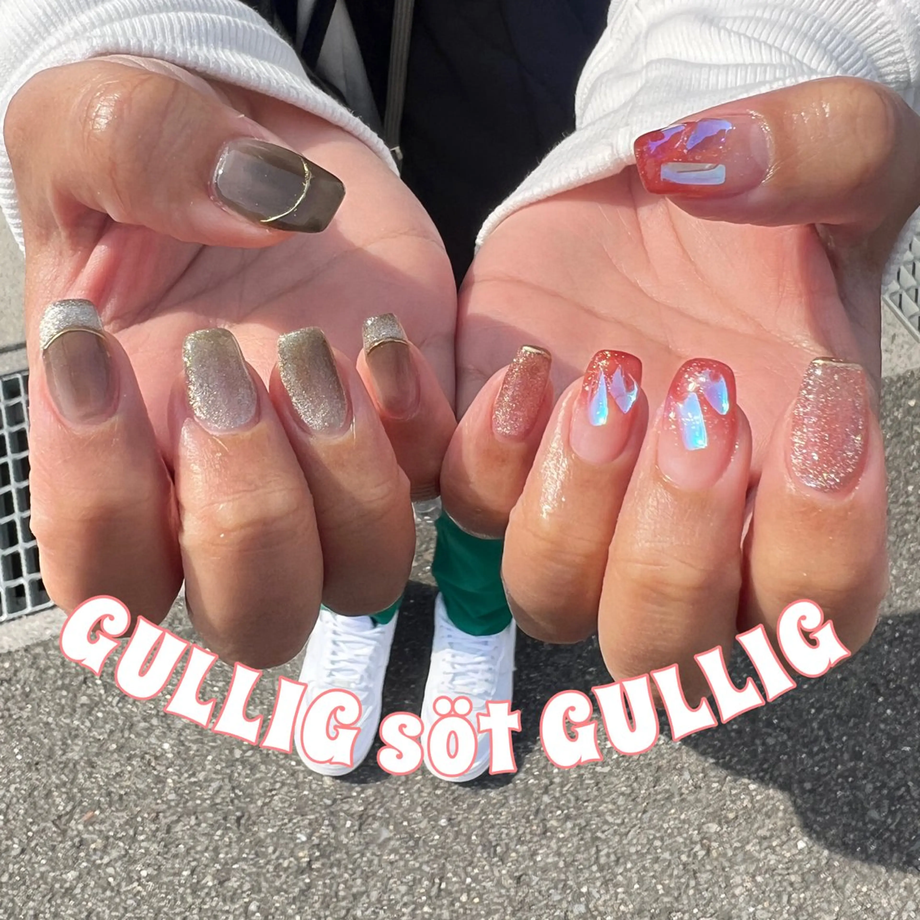 ネイル ハンドネイル フットネイル GULLIG söt GULLIGのネイルデザイン