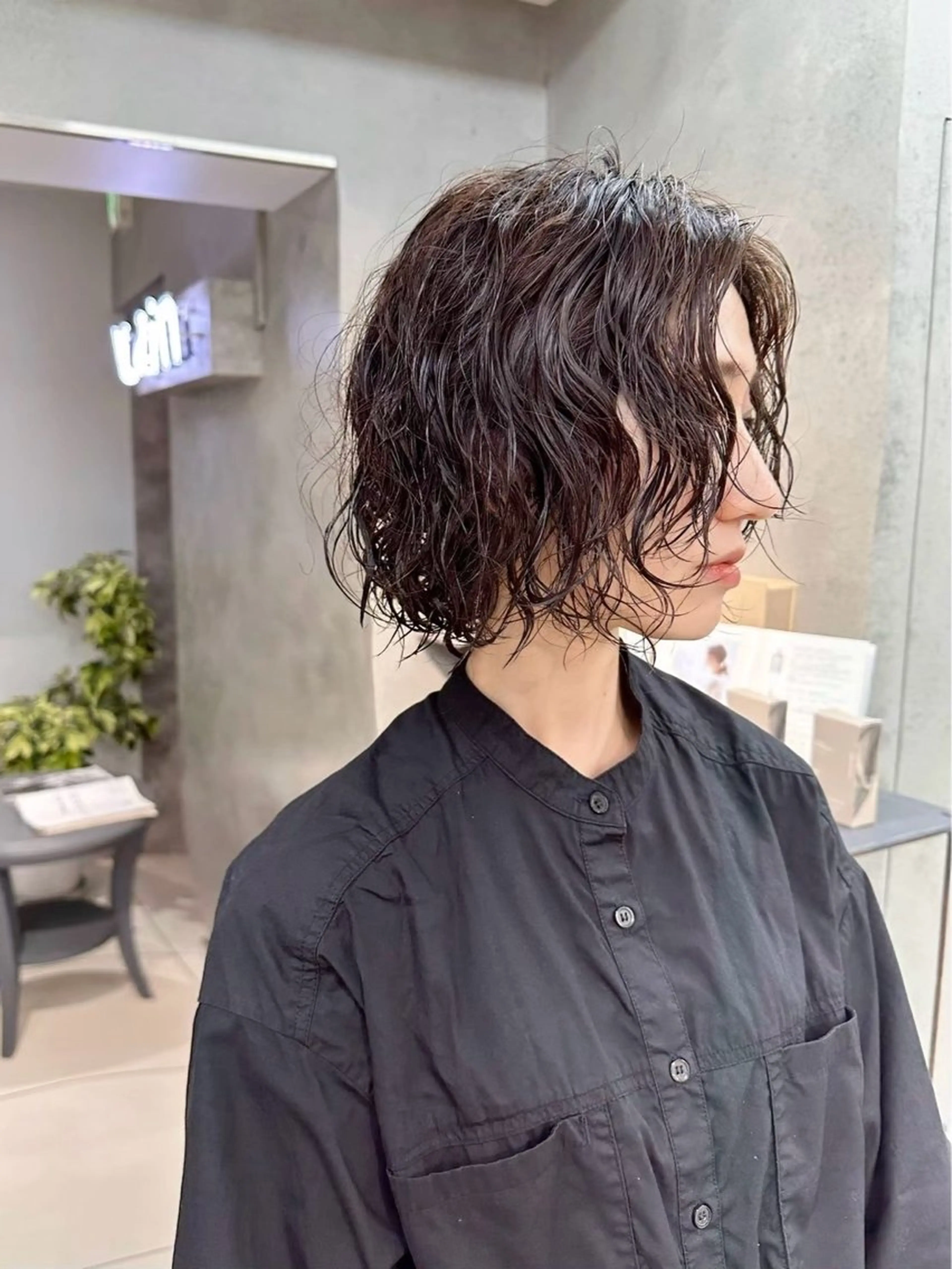 ショート カラー パーマ 透け感カラー 🌱いわさきのヘアスタイル