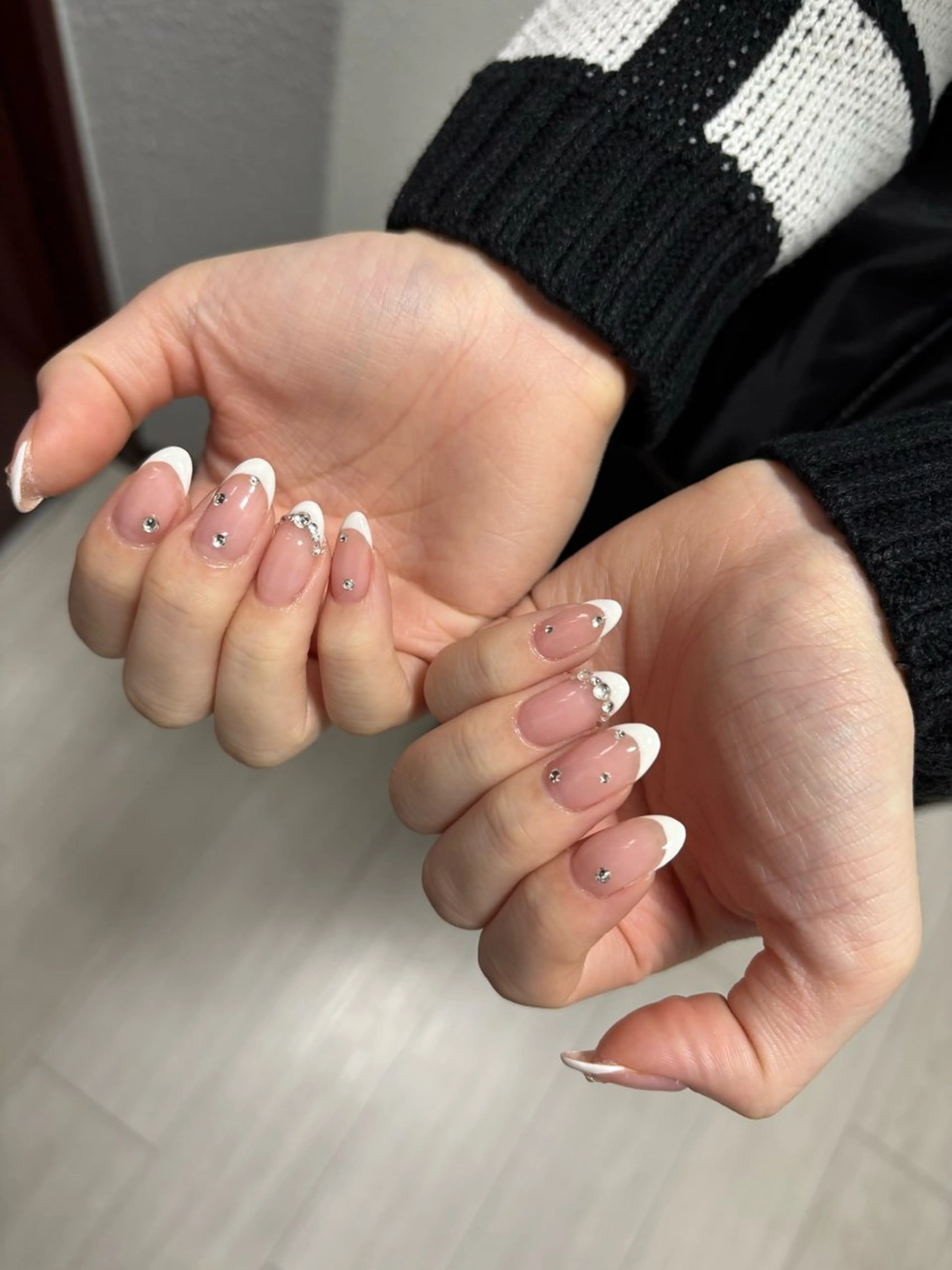 ネイル クリアネイル フレンチネイル ピンク ハンドネイル Lani🌈Nail Konatsuのネイルデザイン