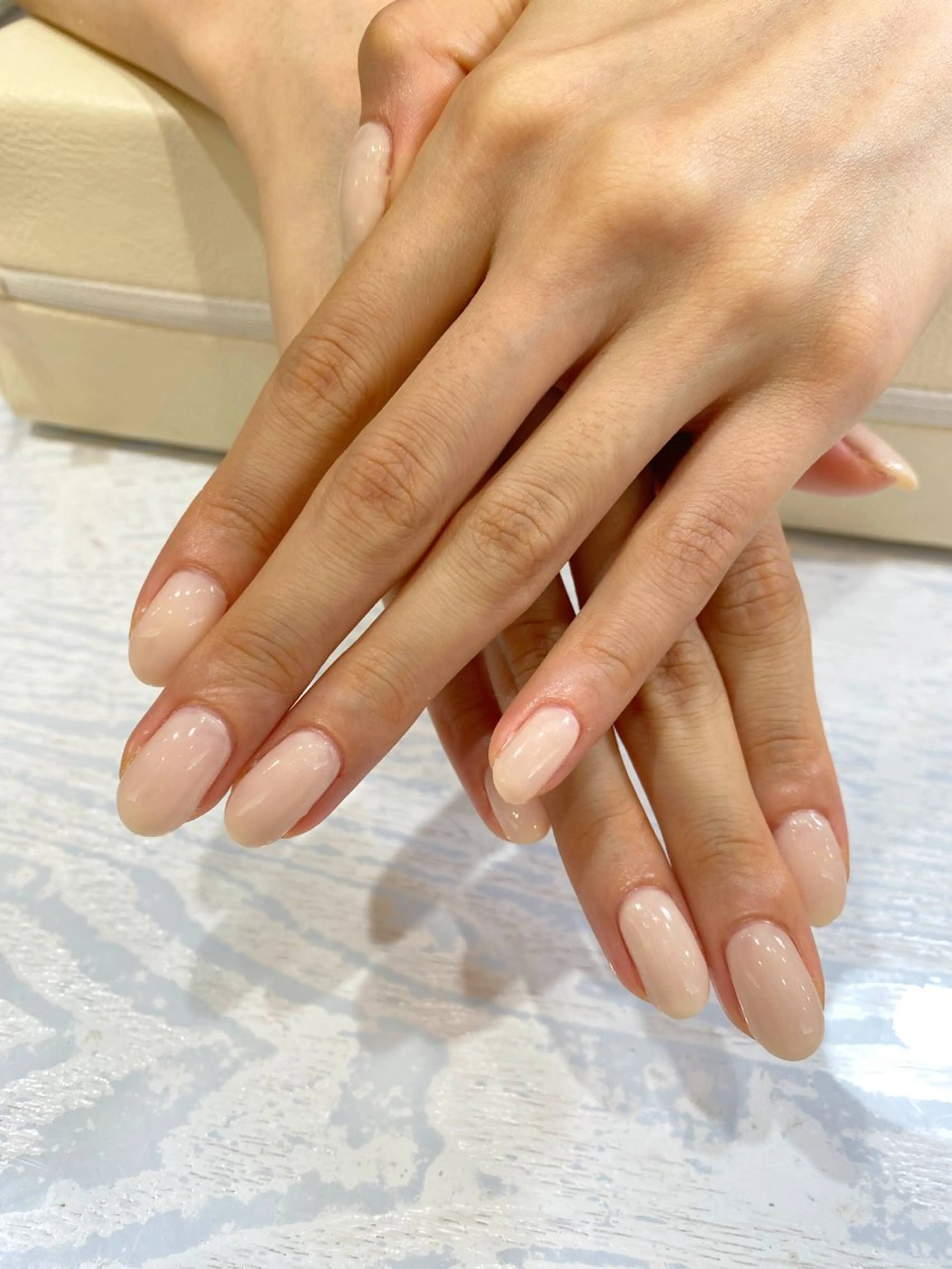 ネイル ジェルネイル ワンカラーネイル パラジェル Nest 岩崎のネイルデザイン