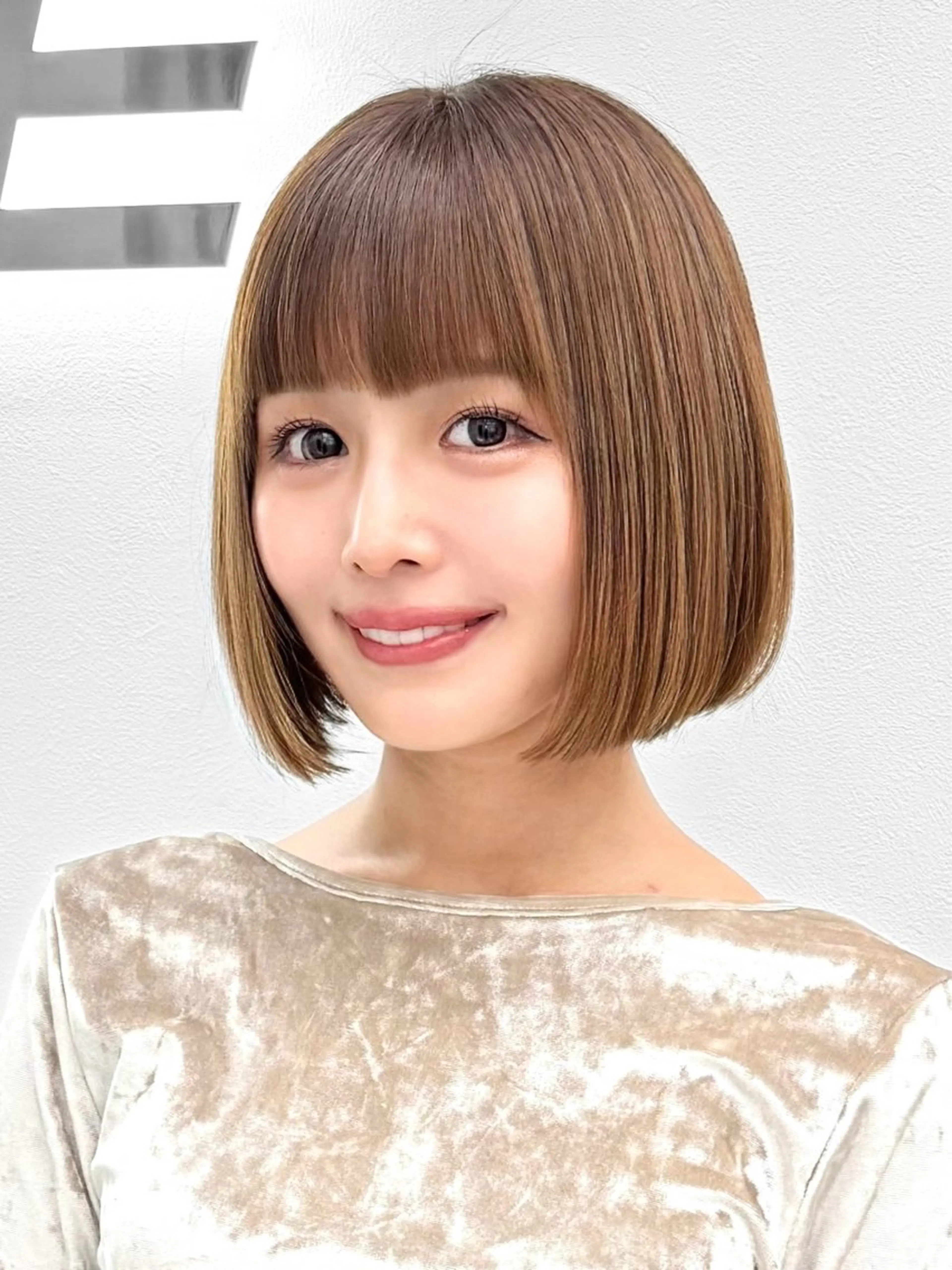 ショート カラー ヘアアレンジ カット ヘアカラー トリートメント ヘッドスパ ヘアセット 盛れる韓国ボブ🤍 縮毛矯正🤍ひかりのヘアスタイル