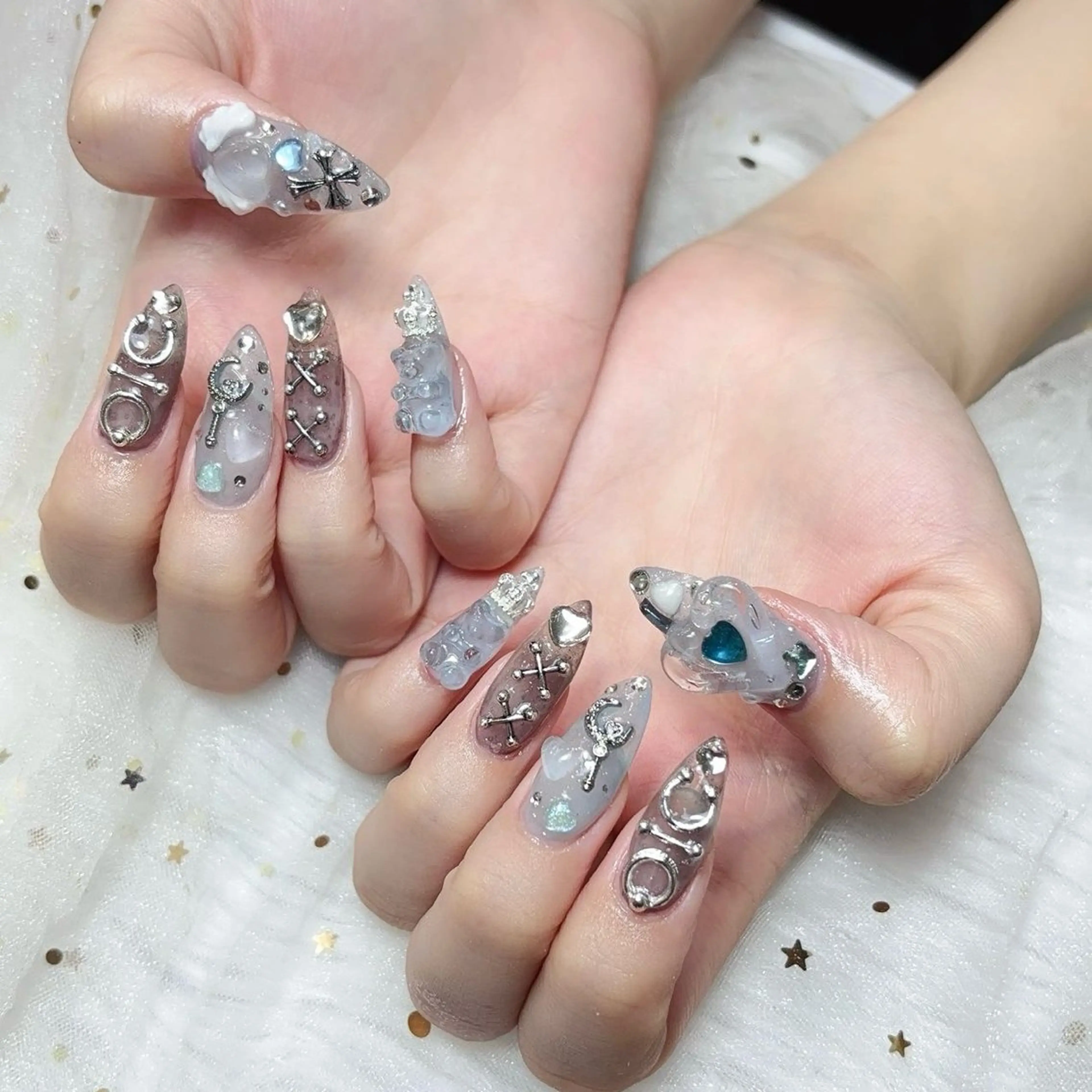 ネイル ハート 韓国ネイル 夏ネイル ワンホンネイル ハンドネイル Melody Nail所属・Melody  3D/スカルプ専門店のネイルデザイン