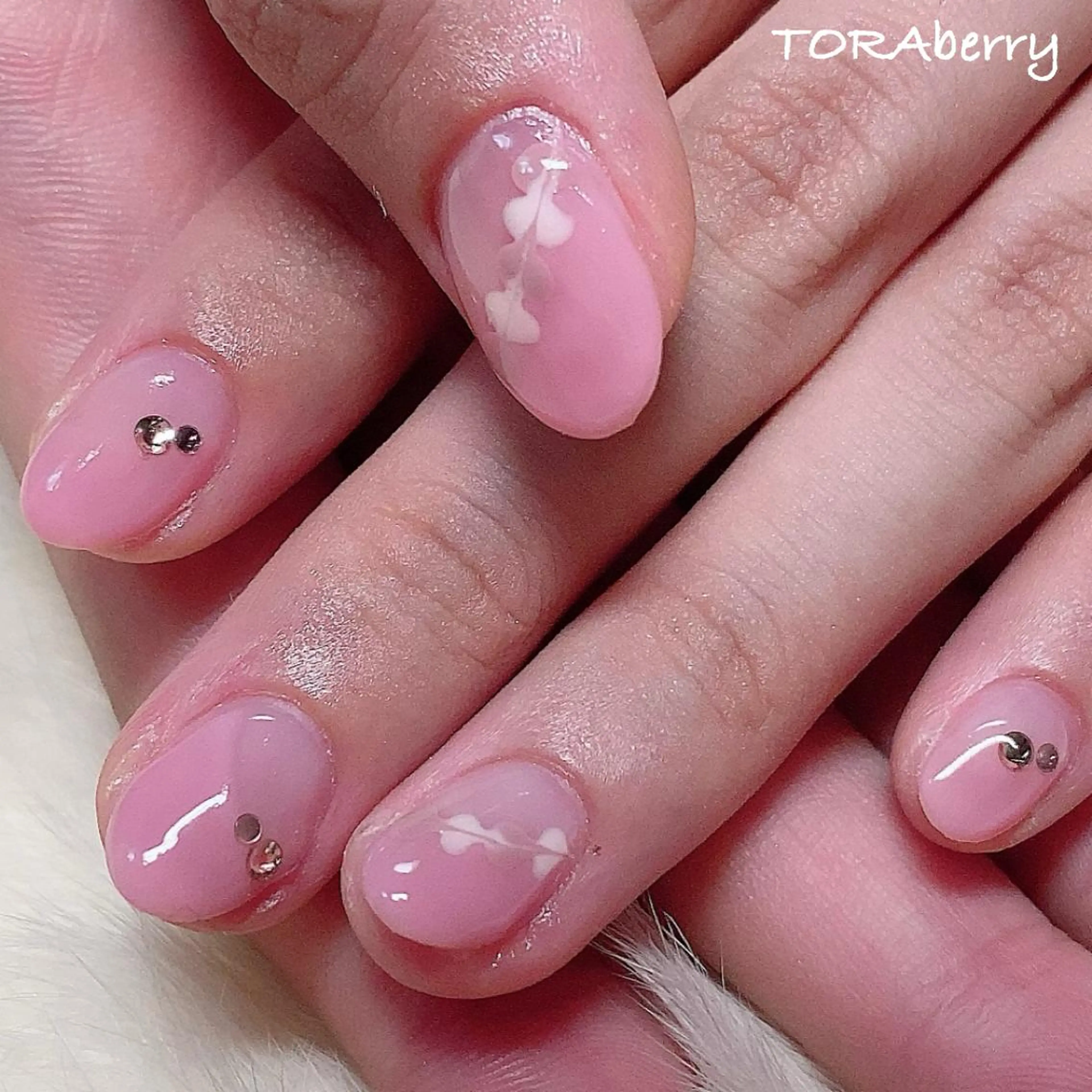 ネイル ピンク ハンドネイル ネイリスト なつみのネイルデザイン