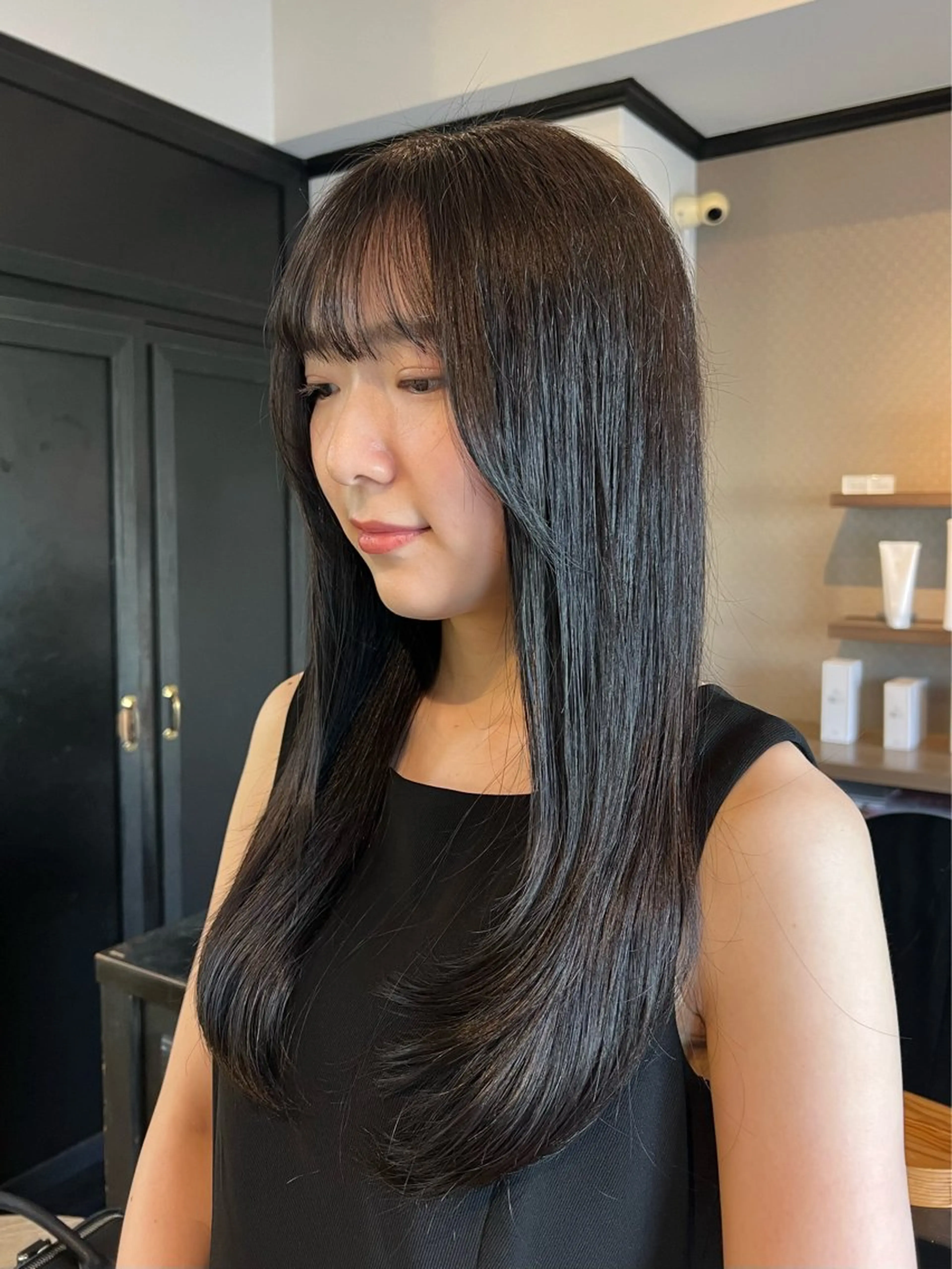 ロング レイヤーカット VISEO ／ Suzuのヘアスタイル