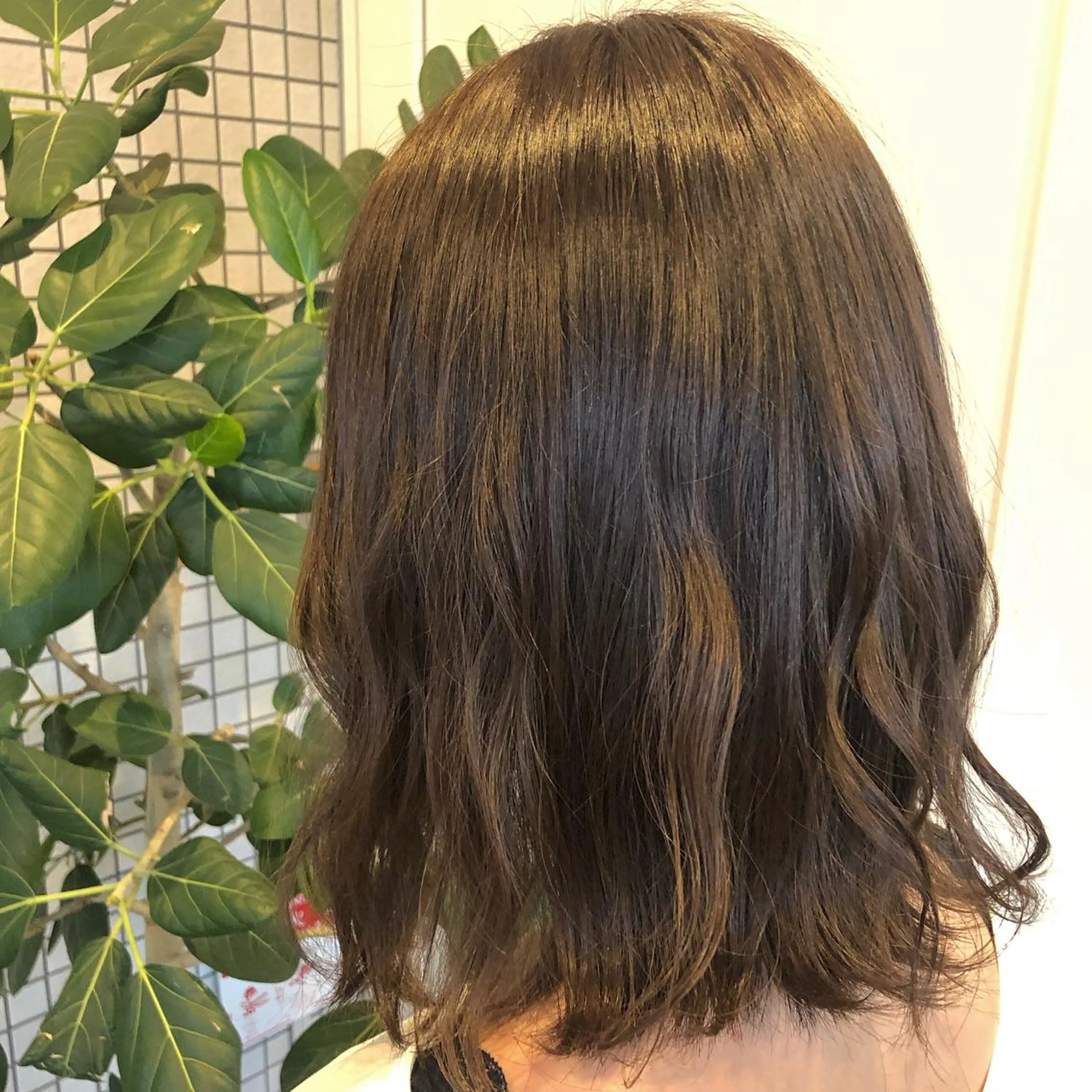 カラー ベージュカラー ブリーチ ブリーチなしカラー カット ヘアカラー トリートメント 土屋 愛海のヘアスタイル