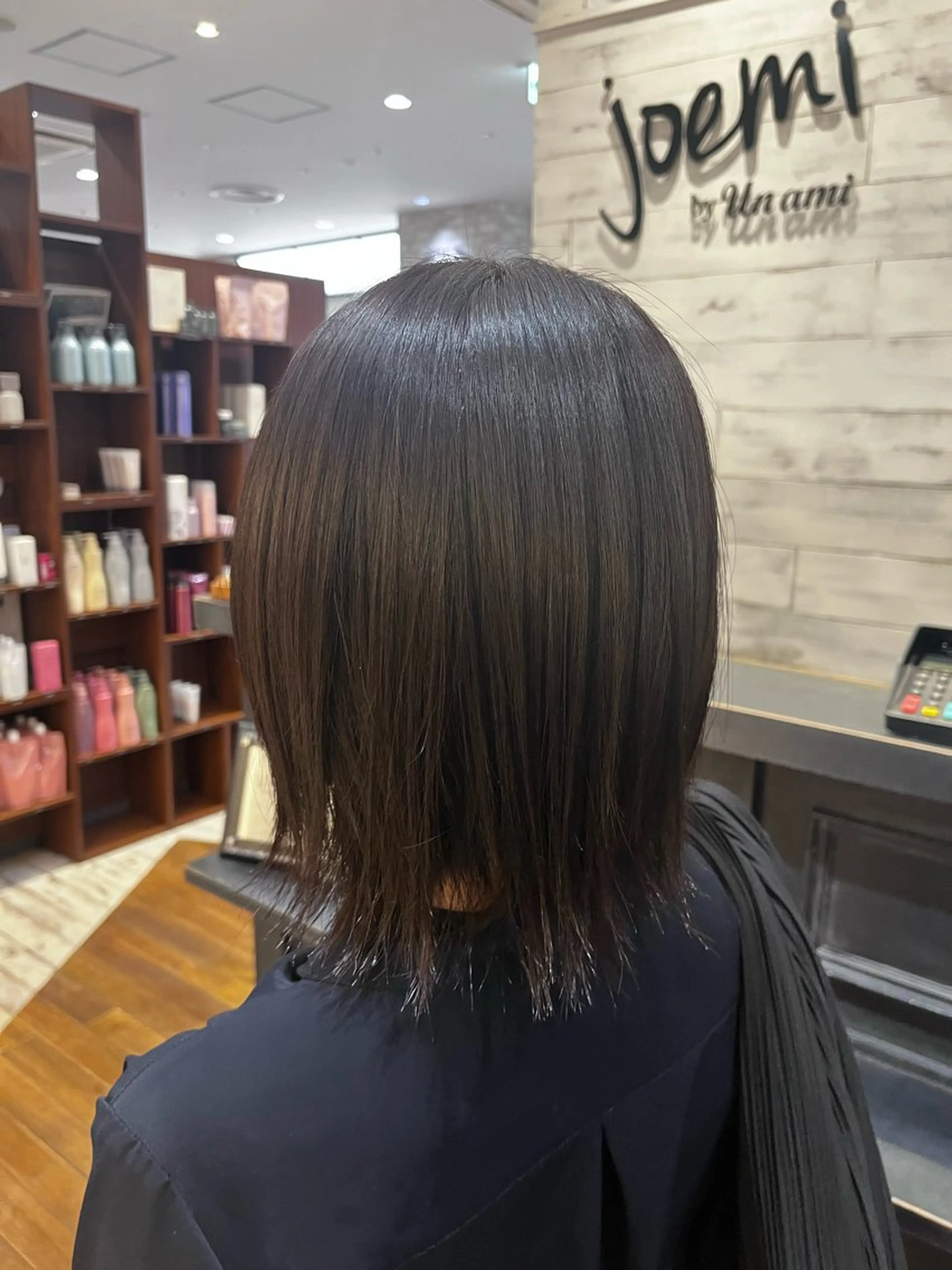カラー ヘアカラー 平居 舞白のヘアスタイル