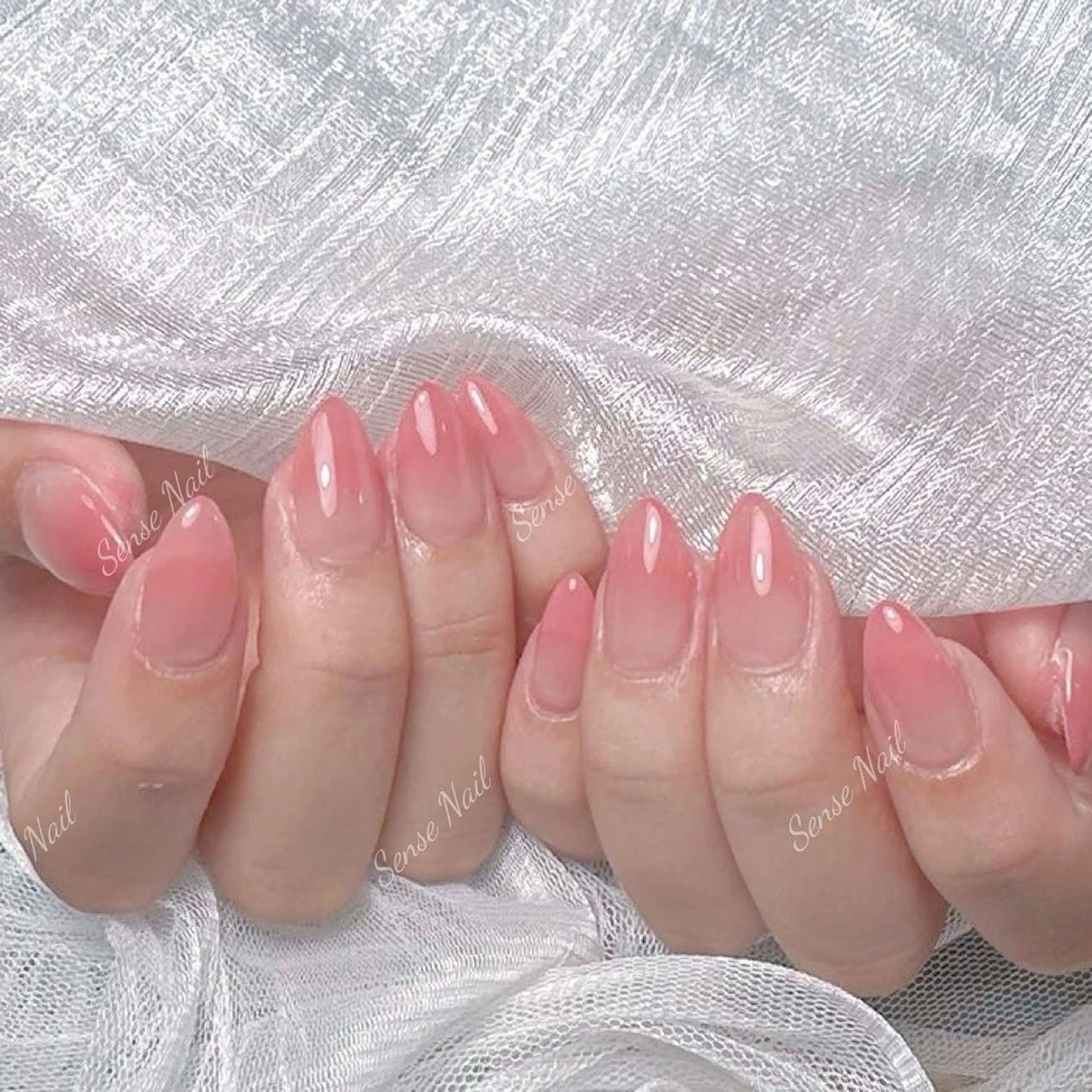 ネイル Queening 🦋のネイルデザイン