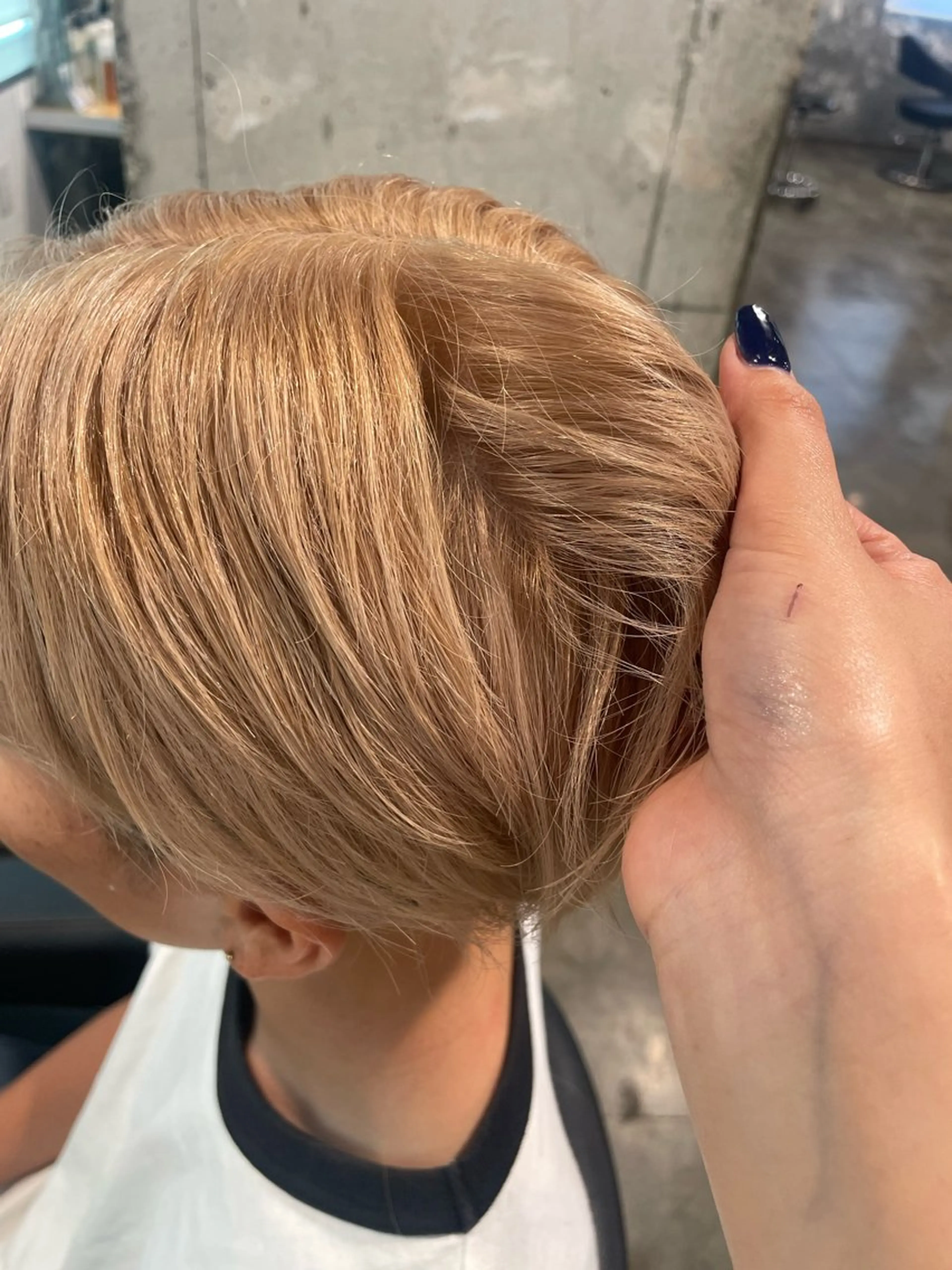 ショート カラー メンズ ヘアカラー トリートメント ハイトーンブロンド 横浜💞ミオのヘアスタイル