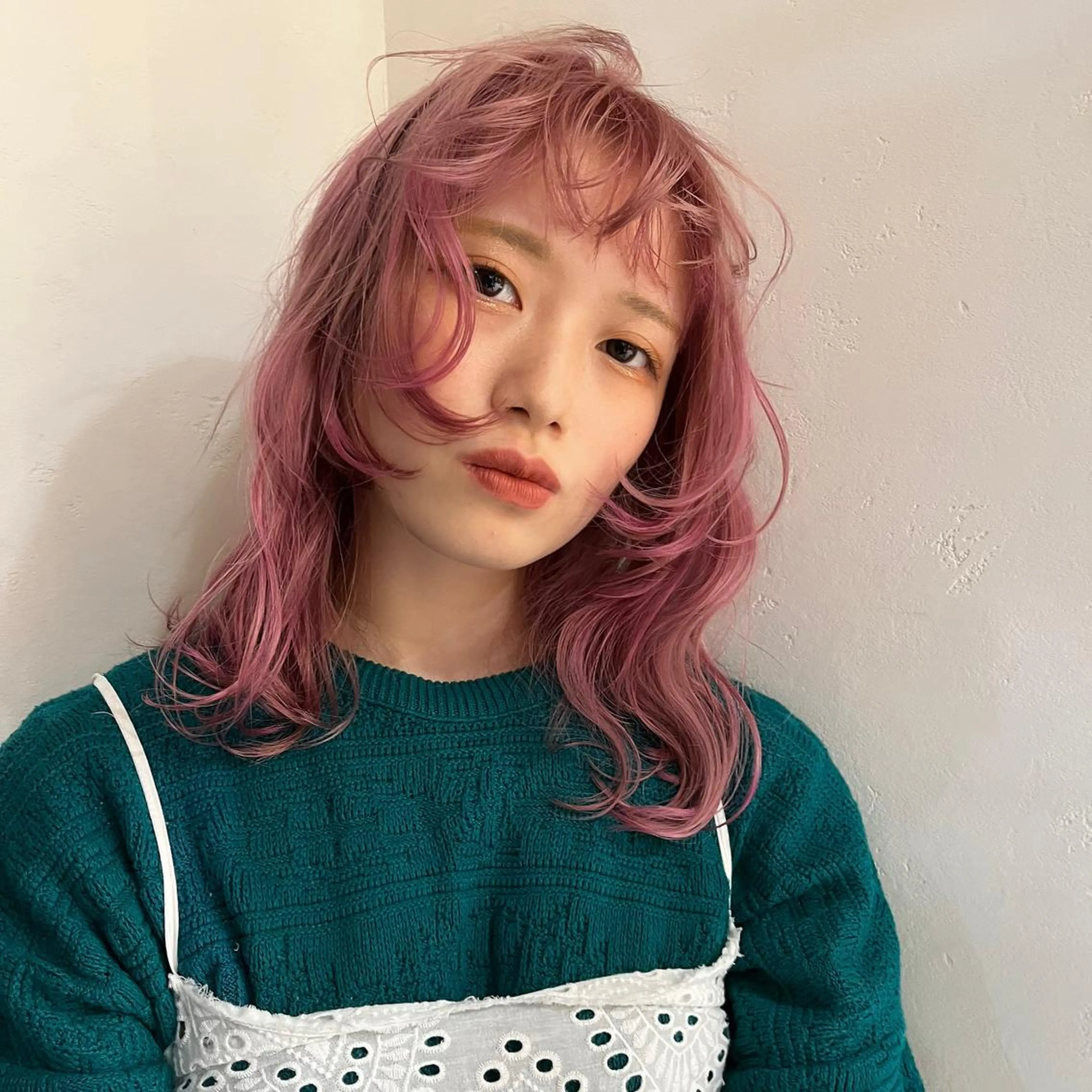 セミロング カラー irwi/イルウィ所属・miku🎀門前仲町 ブリーチ・レイヤーのヘアスタイル