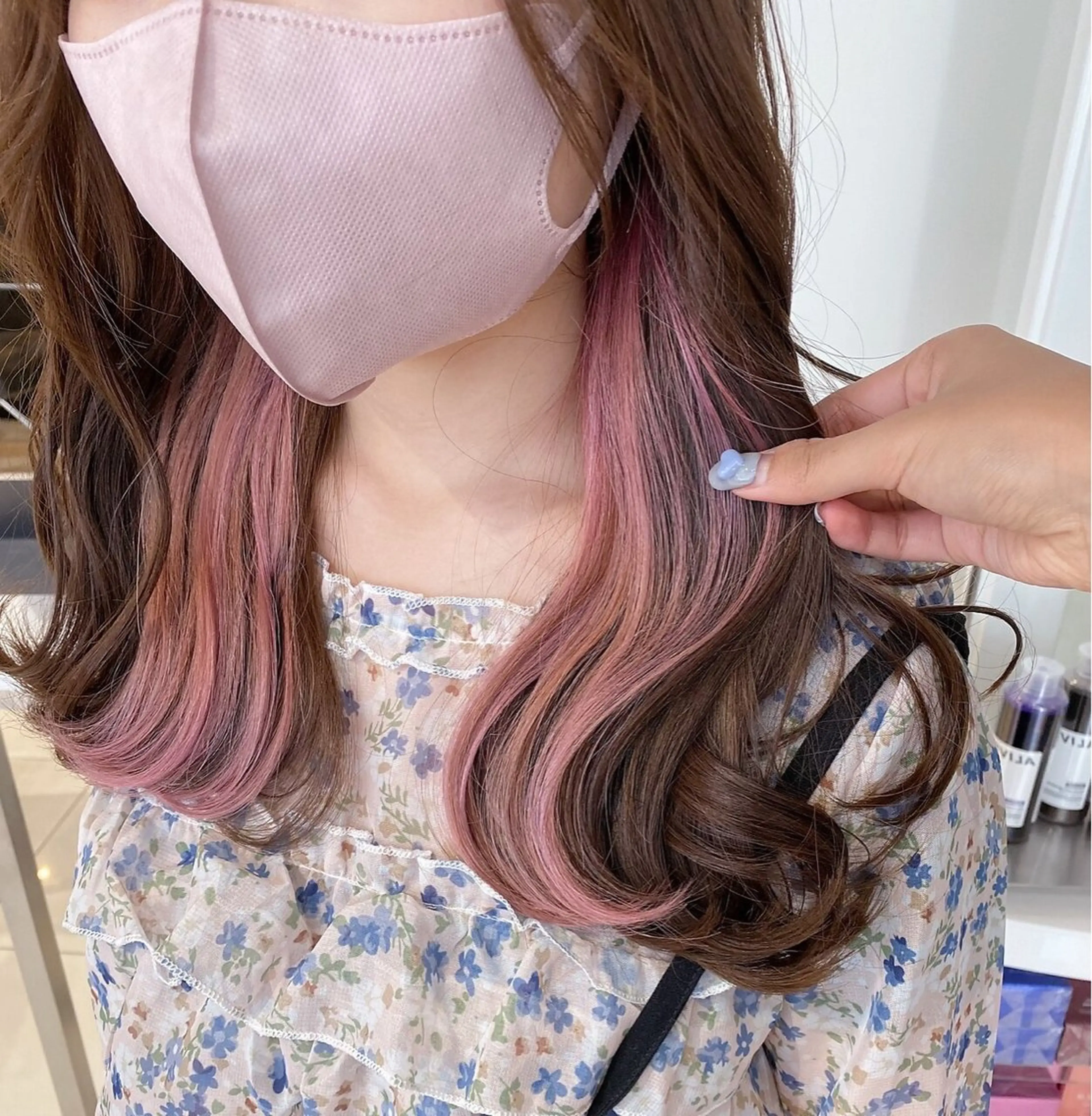 ミディアム ALIVE原宿🖤 カラーリストるねこのヘアスタイル
