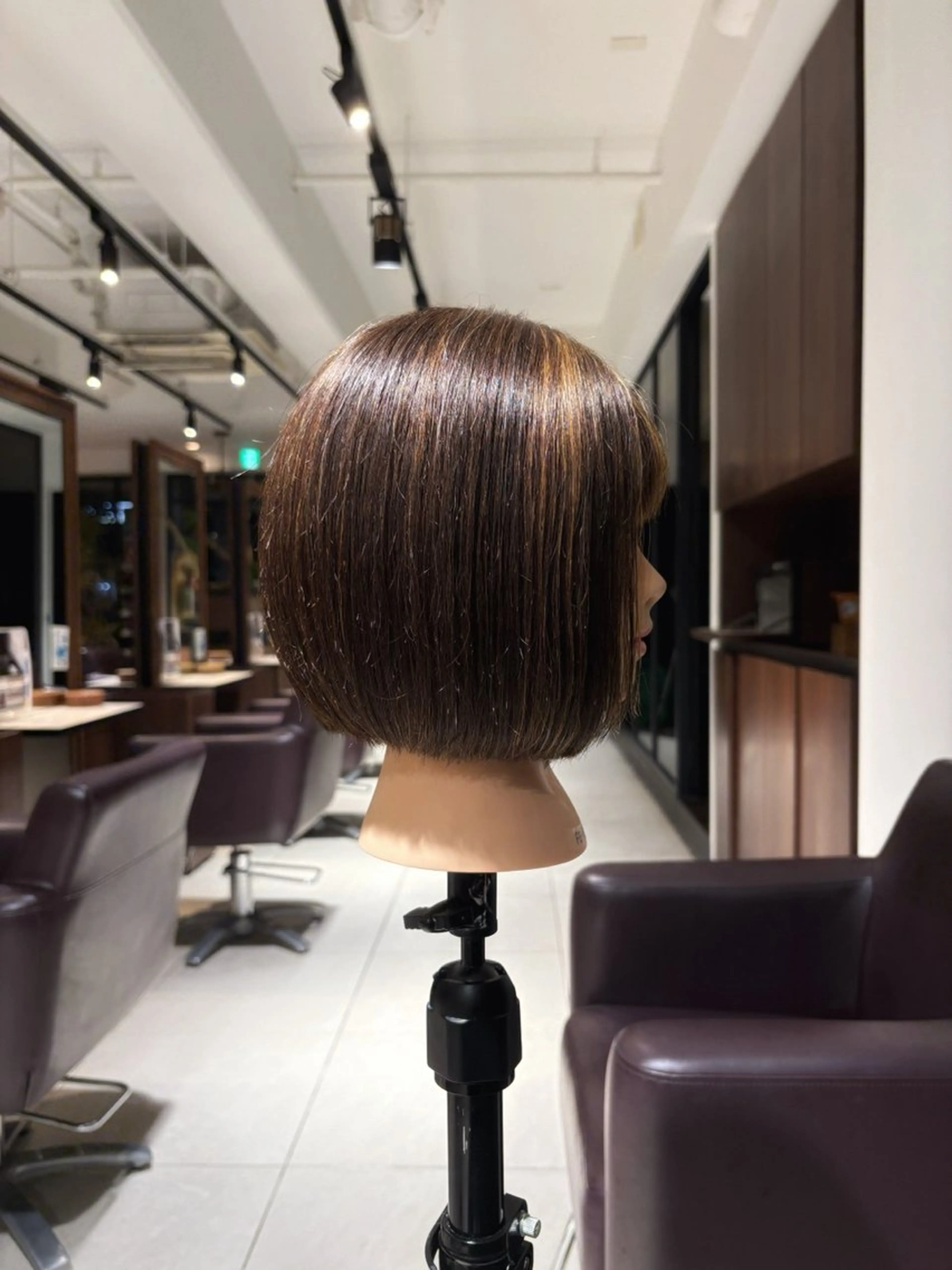 ミディアム i feel  AVEDA瑞江所属・麥生田 秀太のヘアスタイル