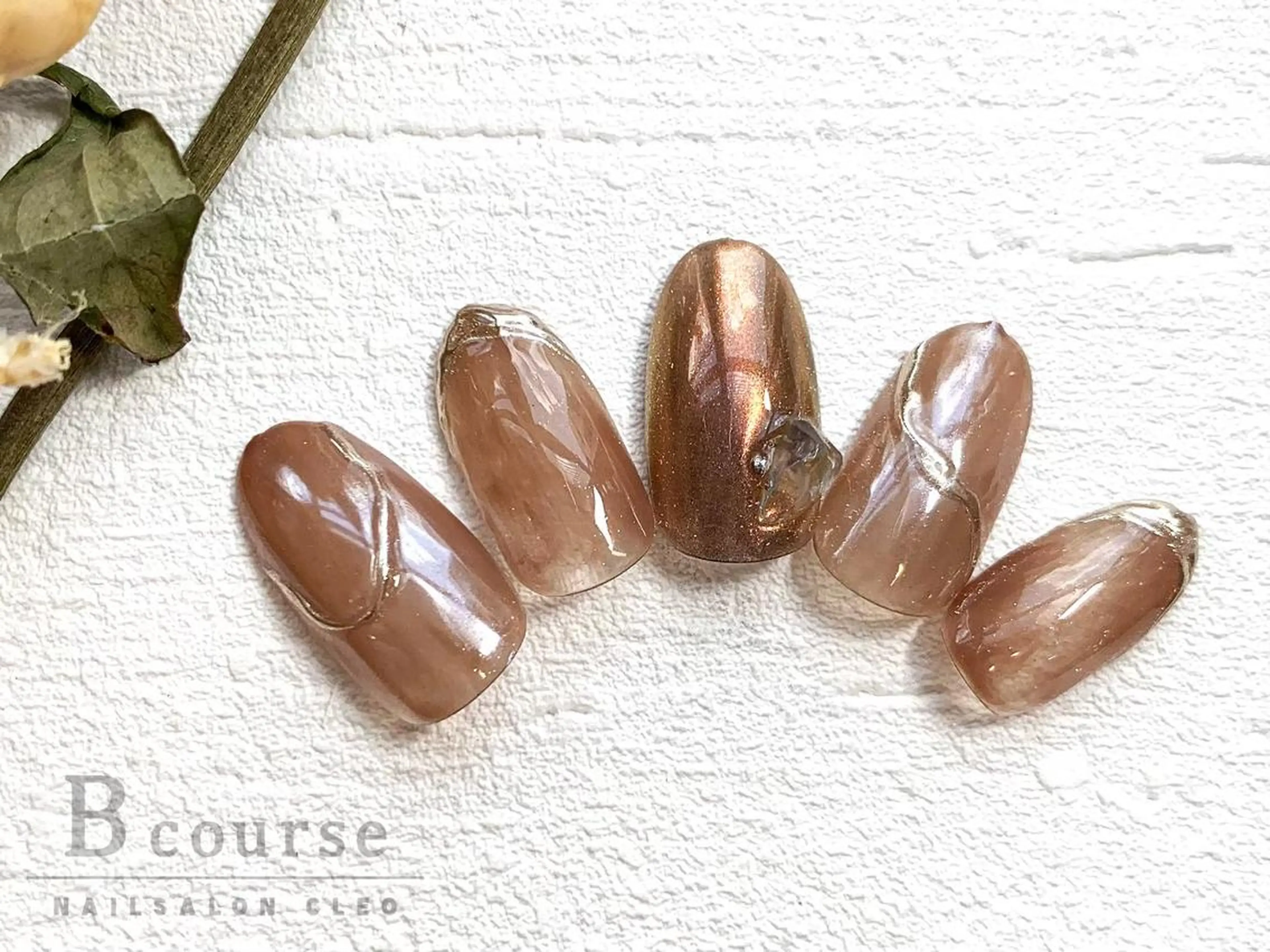 ネイル Cleo伏見店🌿 Momokaのネイルデザイン