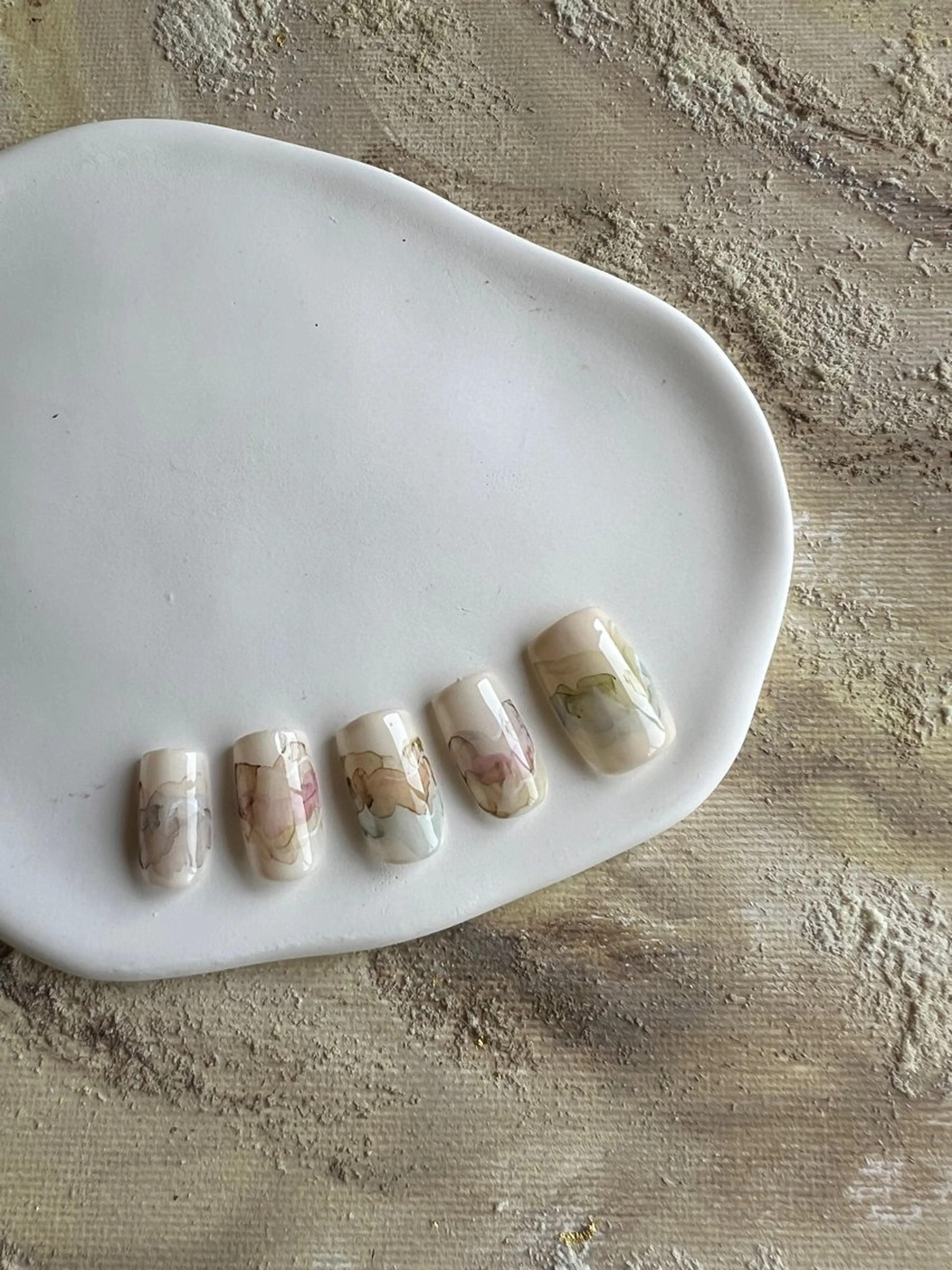 ネイル アートネイル ハンドネイル Aura nailのネイルデザイン