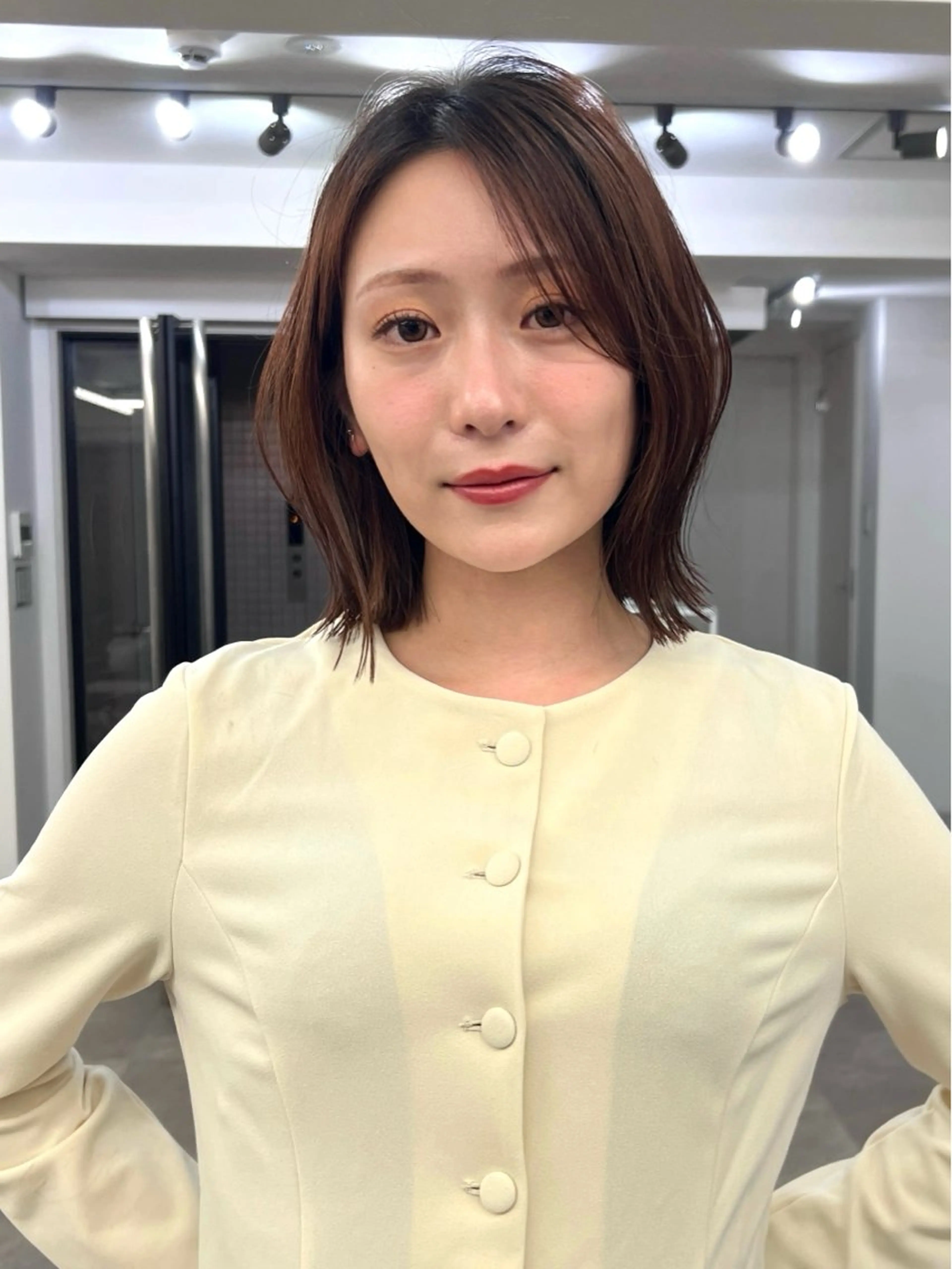 ミディアム カラー 切りっぱなしボブ ショートボブ 黒髪 ボブ タンバルモリ カット ヘアカラー ショート/ ボブ/今井皓のヘアスタイル