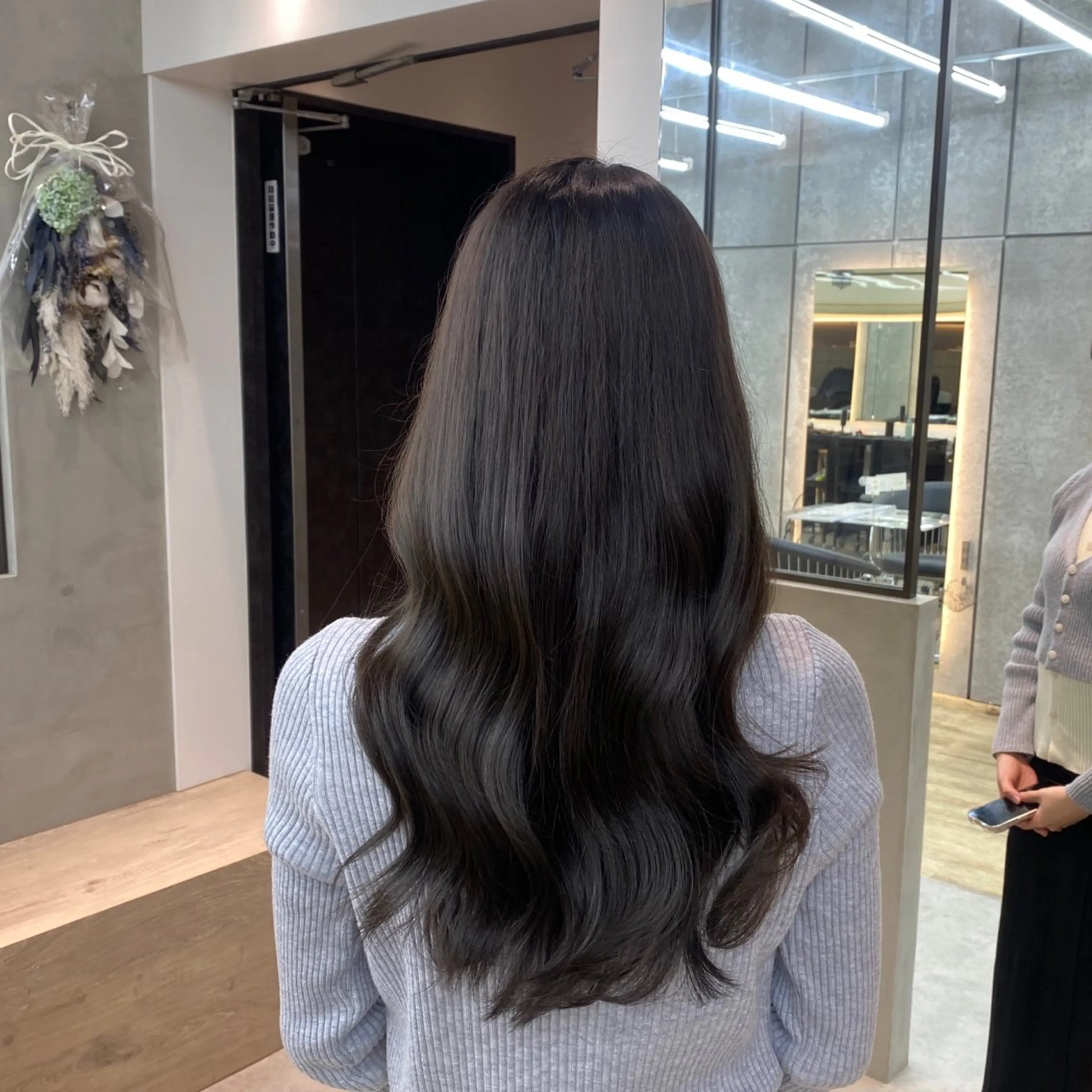 カラー Lond　Chloe所属・りな🌱ショート ☀️レイヤーのヘアスタイル