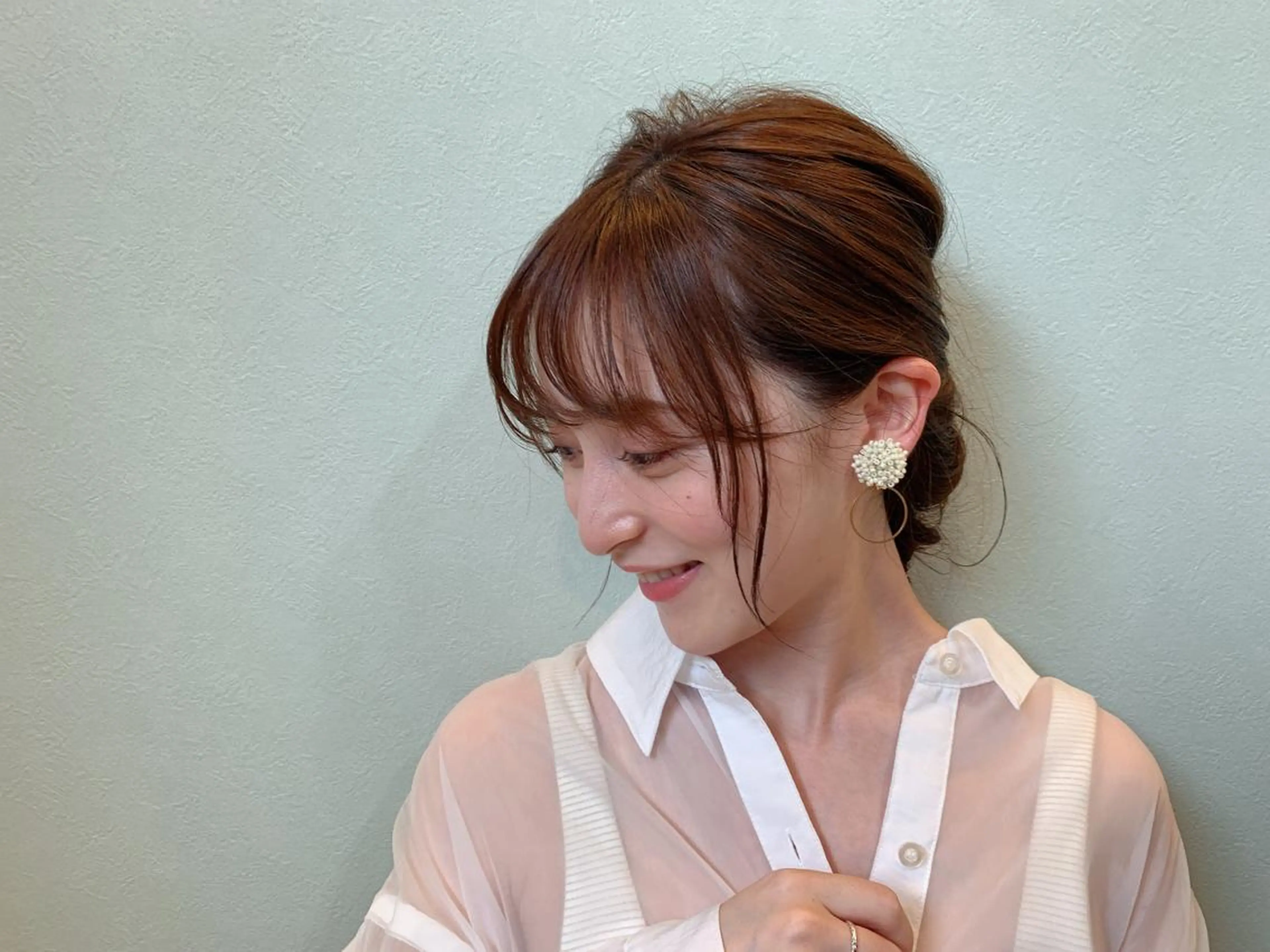 ミディアム カラー ヘアアレンジ カット トリートメント 大井 奈那のヘアスタイル