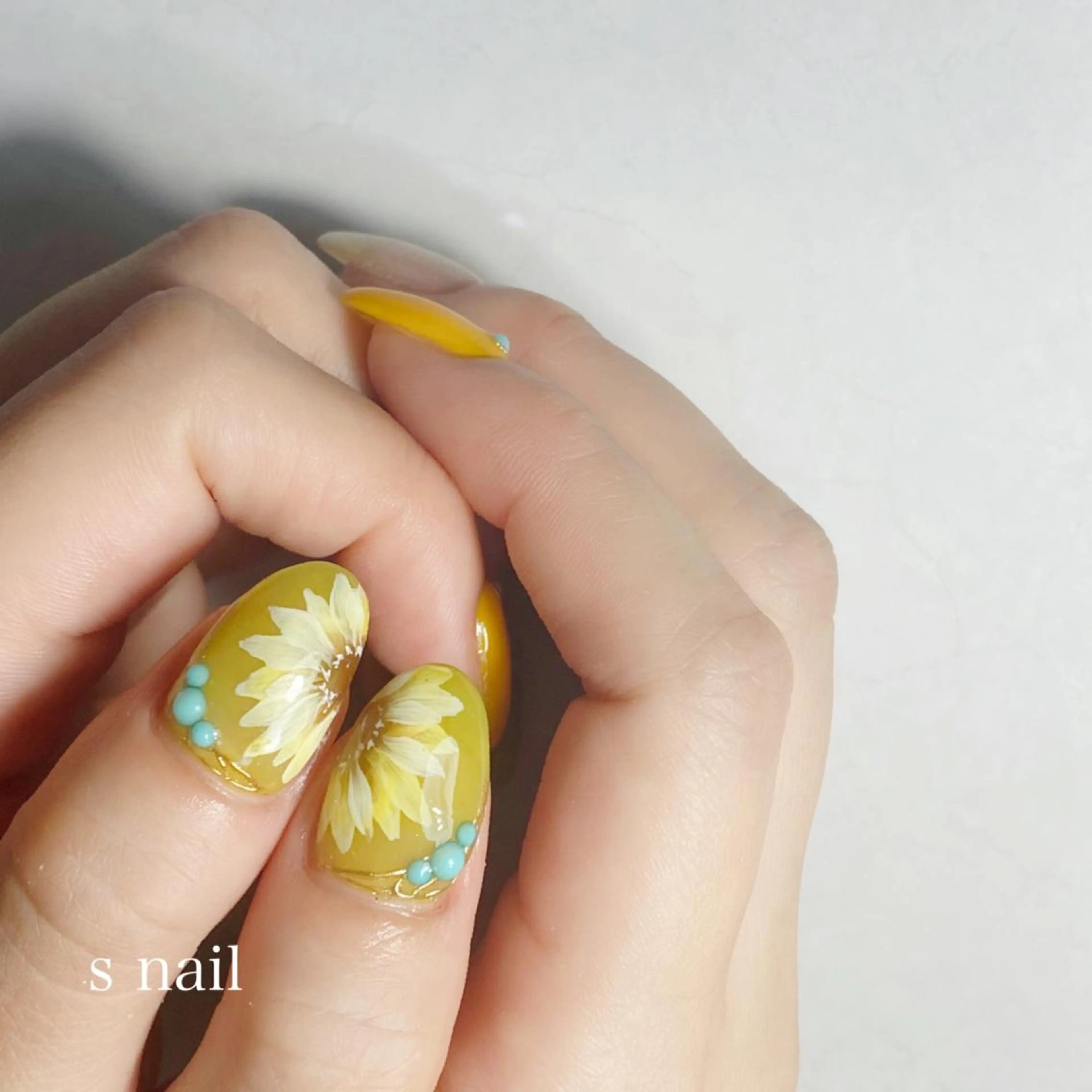 ネイル ハンドネイル s nail さとよしみゆきのネイルデザイン