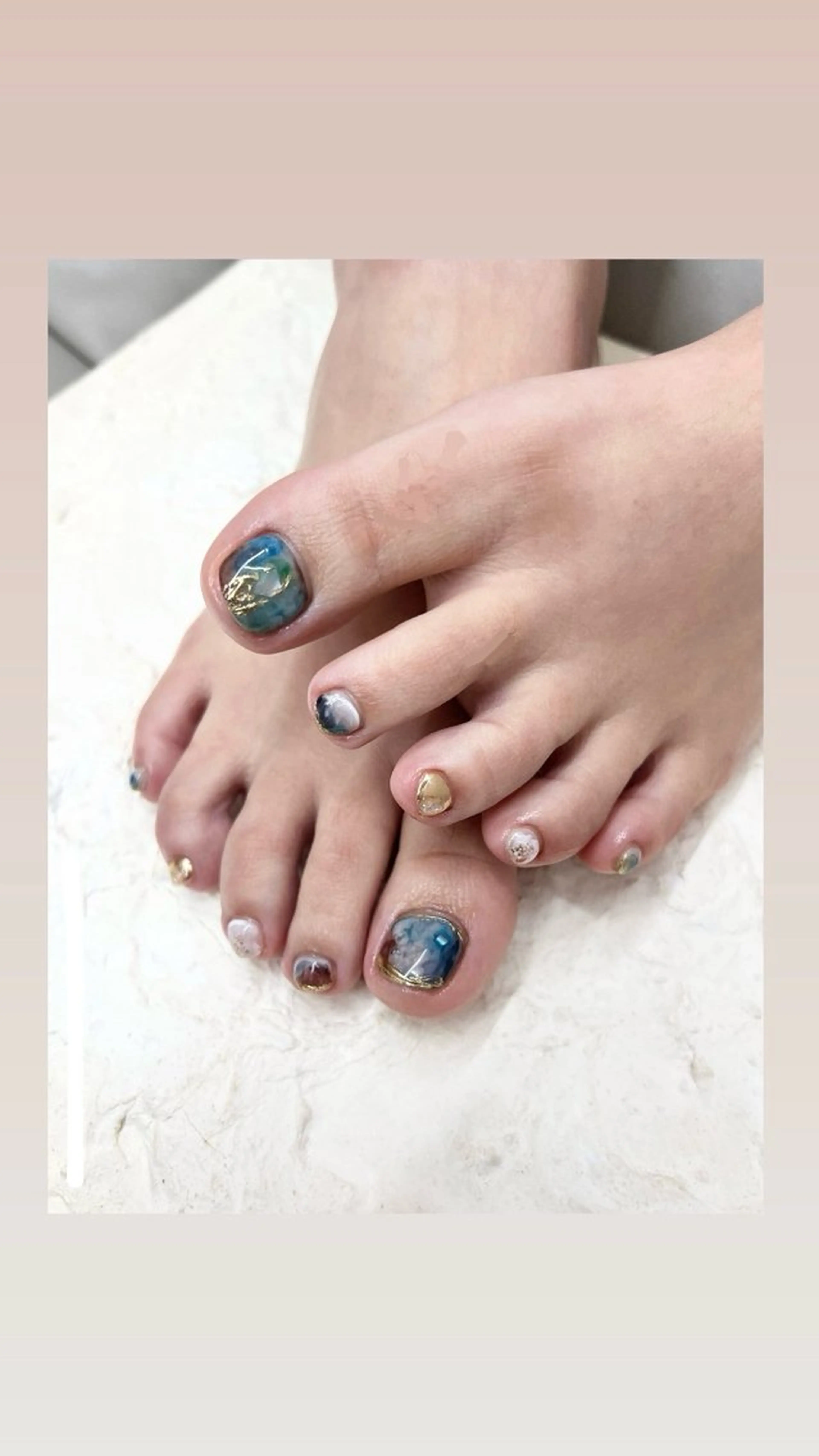 ネイル フットネイル ジェルネイル マグネットネイル ミラーネイル ニュアンスネイル フットネイル Bana_ Nailのネイルデザイン