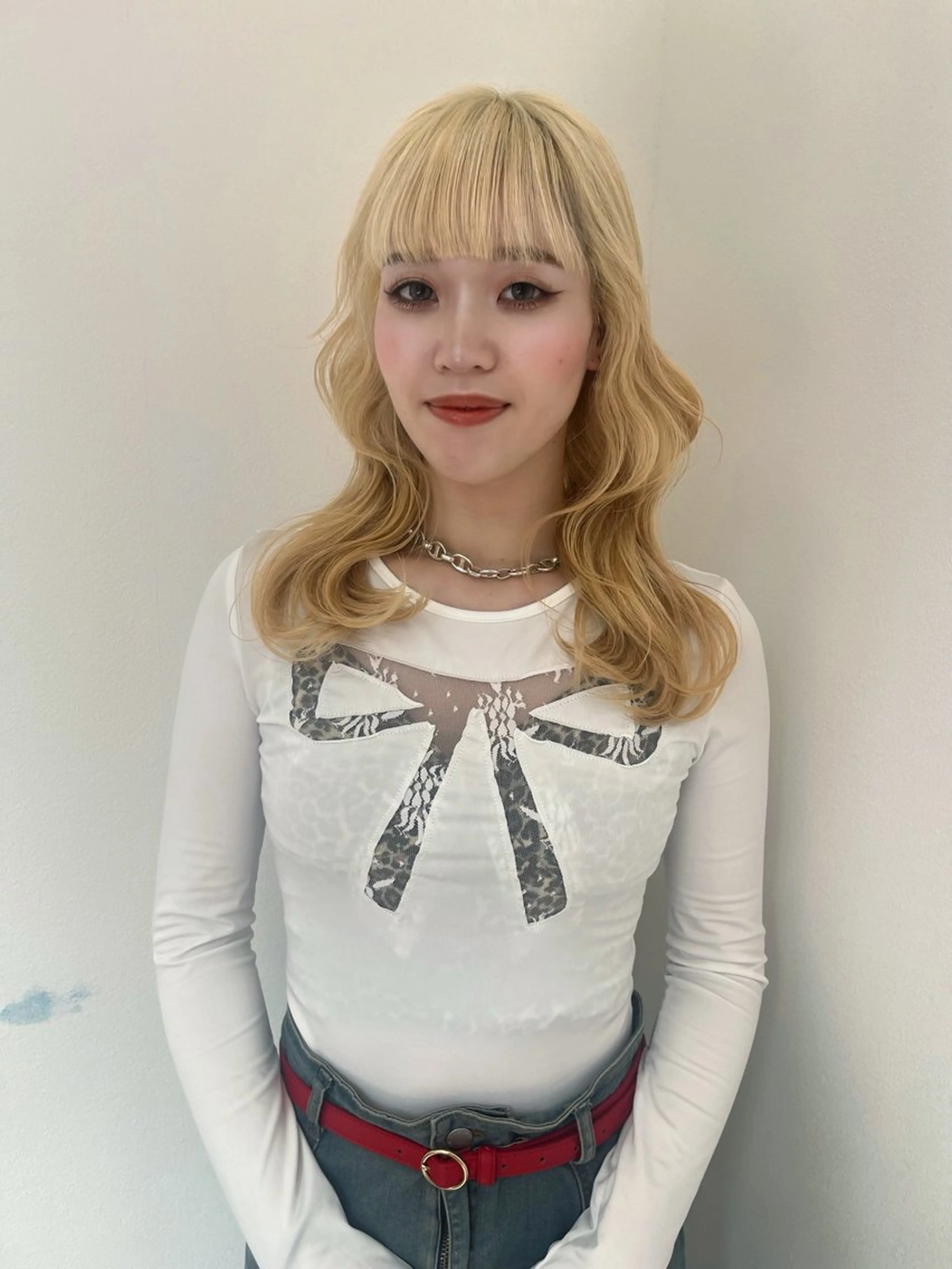 カラー バレイヤージュ ブリーチ ブロンド ケアブリーチ デザインカラー ヘアカラー 心斎橋/ブロンド/ ペールカラー/あみかのヘアスタイル