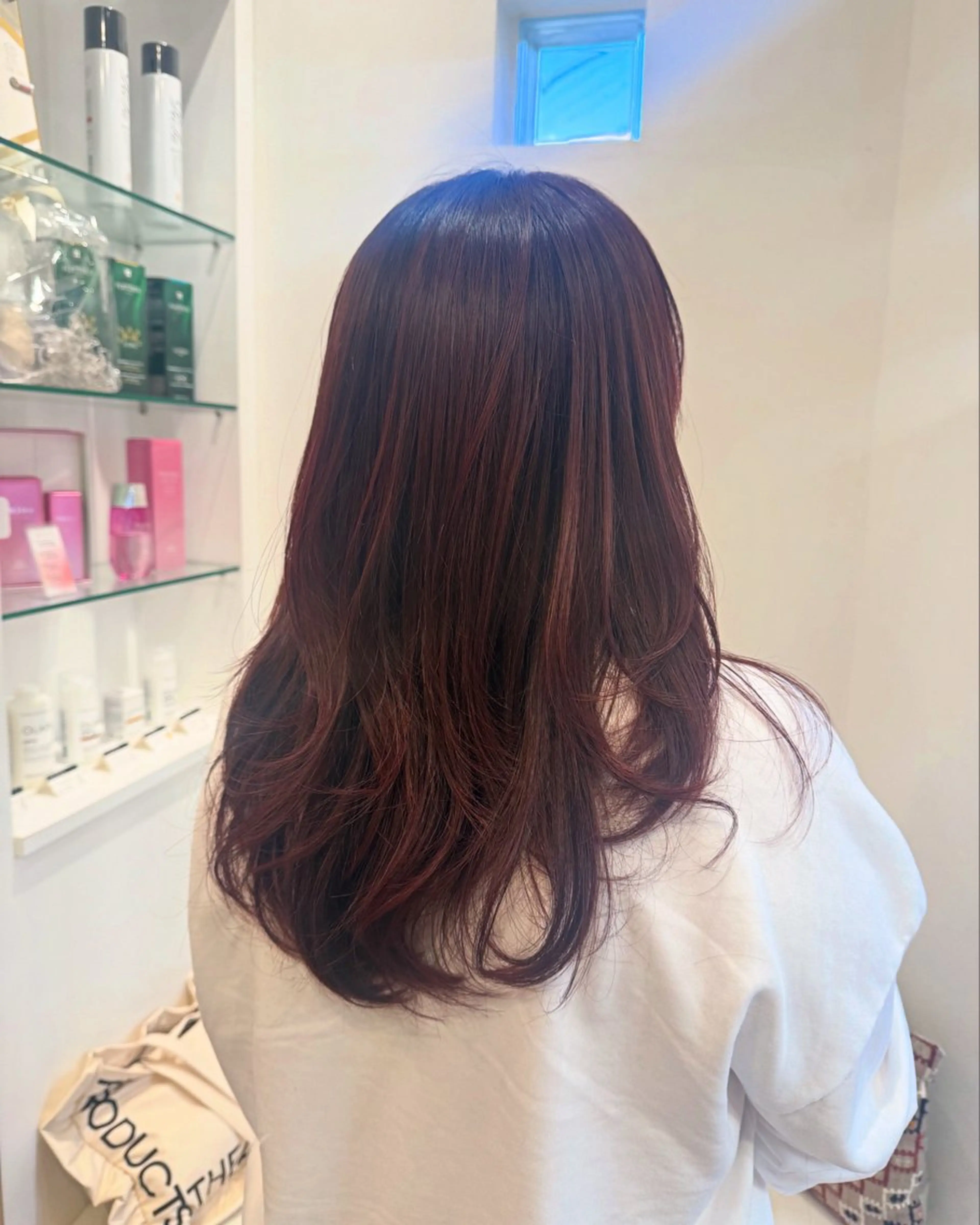 ロング カラー レイヤーカット カット ヘアカラー atelier doux dimanche（アトリエ・ドゥー・ディマンシュ）所属・Fukamiレイヤー 透明感カラーのヘアスタイル