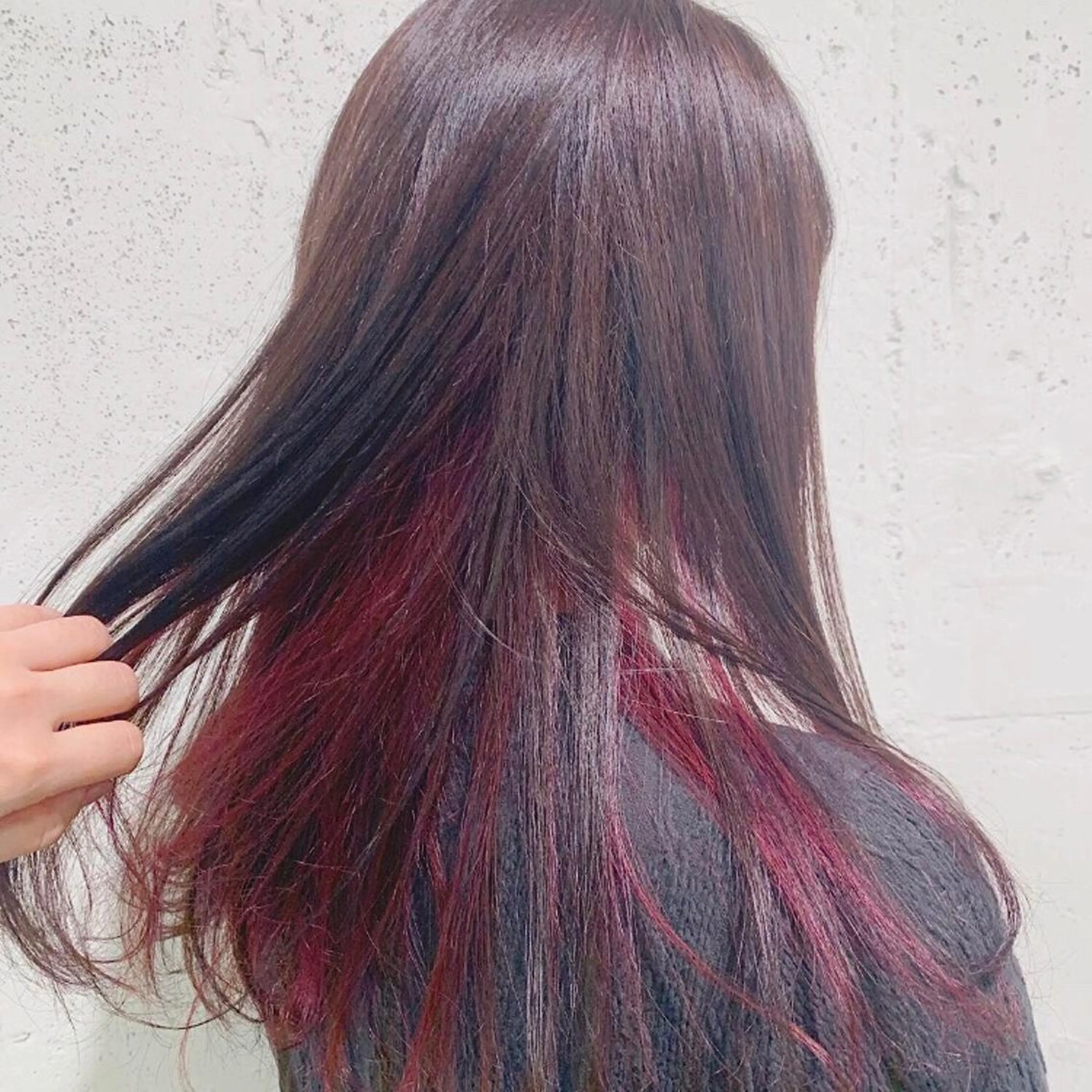 ロング カラー パーマ ヘアアレンジ アッシュ ベージュカラー デザインカラー イヤリングカラー グラデーションカラー 髪質改善🫧ベージュ 椙山 響のヘアスタイル