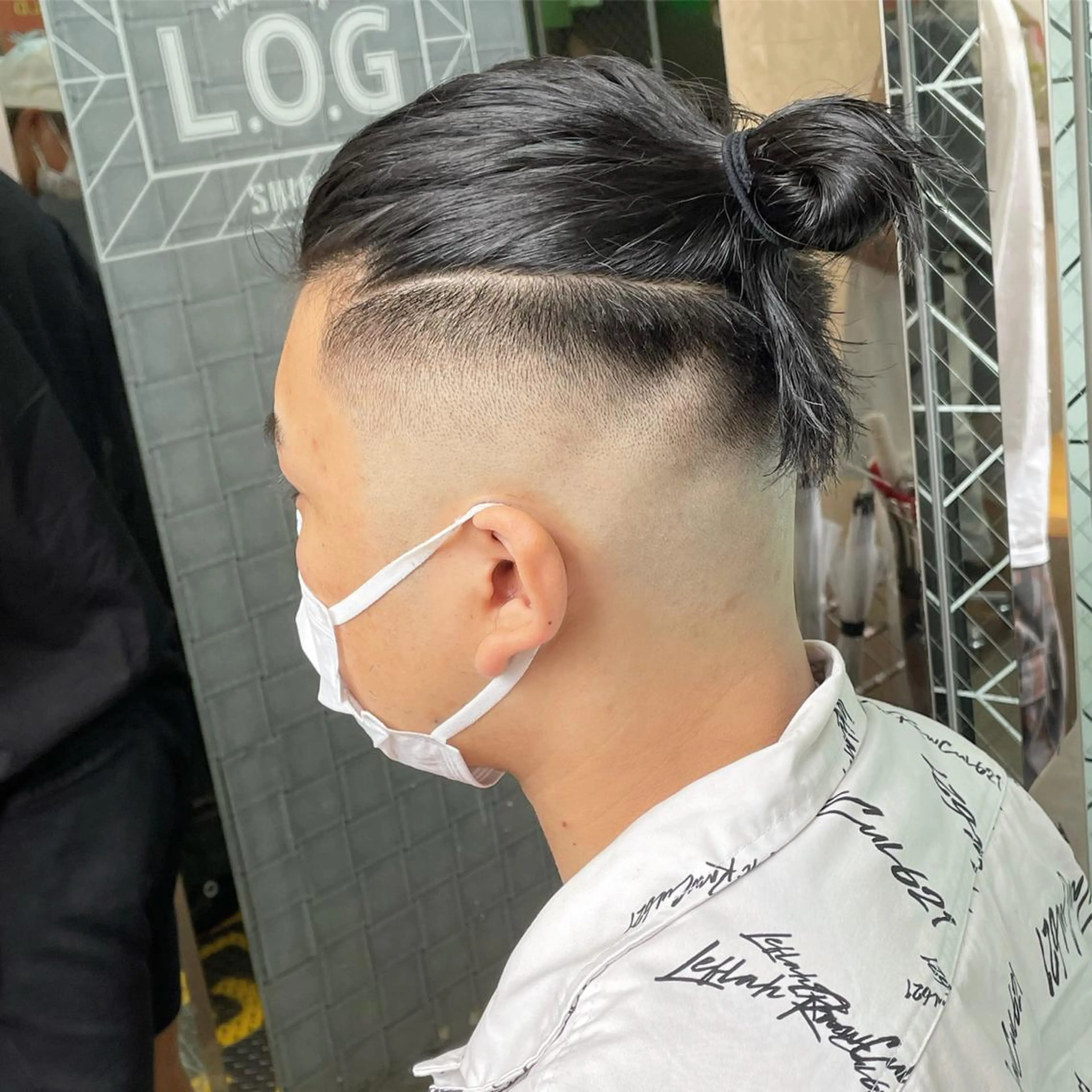 パーマ メンズ マンバンヘア カット Le'a所属・渋谷/フェード/ 國分 翔のヘアスタイル