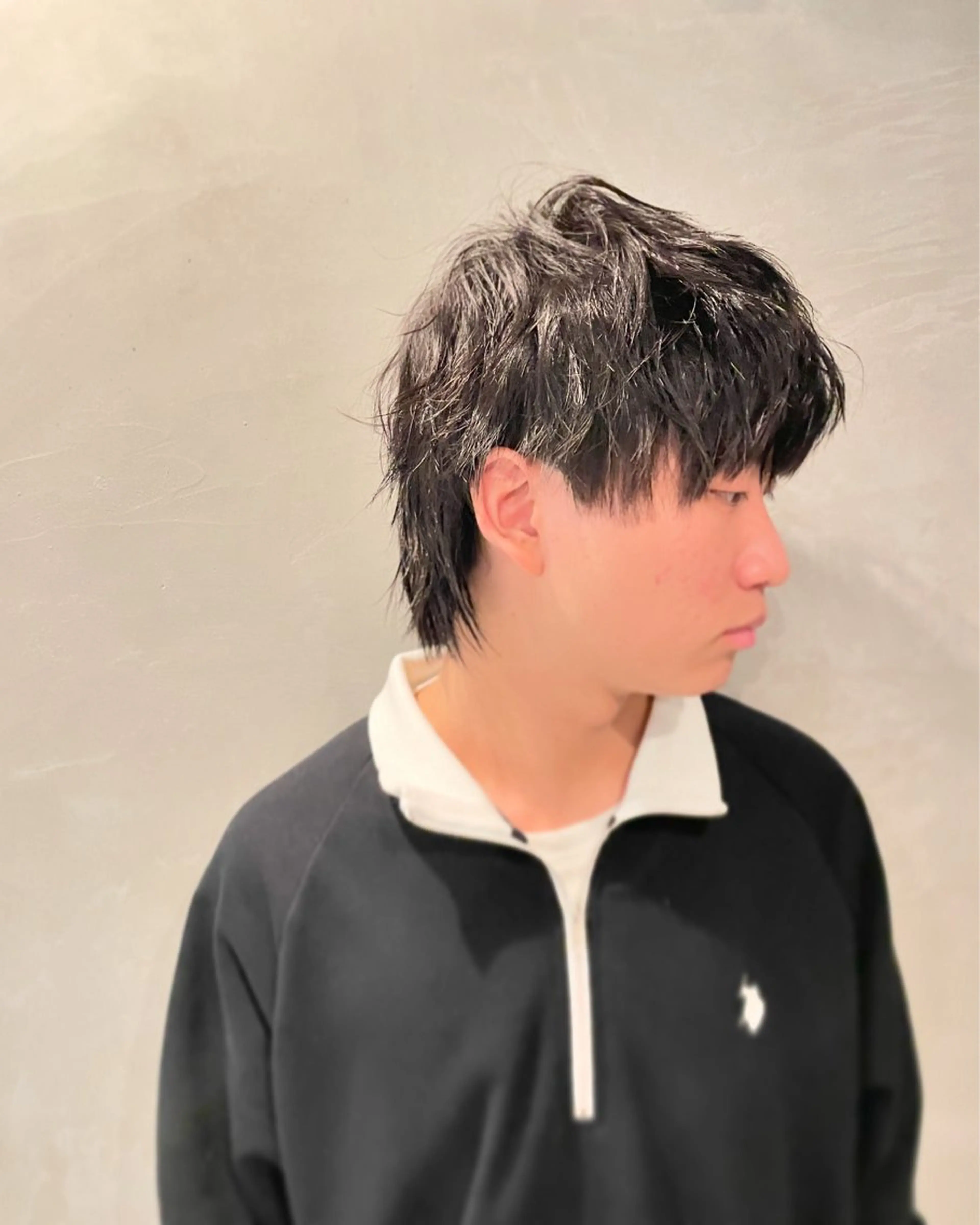 ショート カラー パーマ ウルフカット カット 透け感カラー🫧 加納トモヒロのヘアスタイル