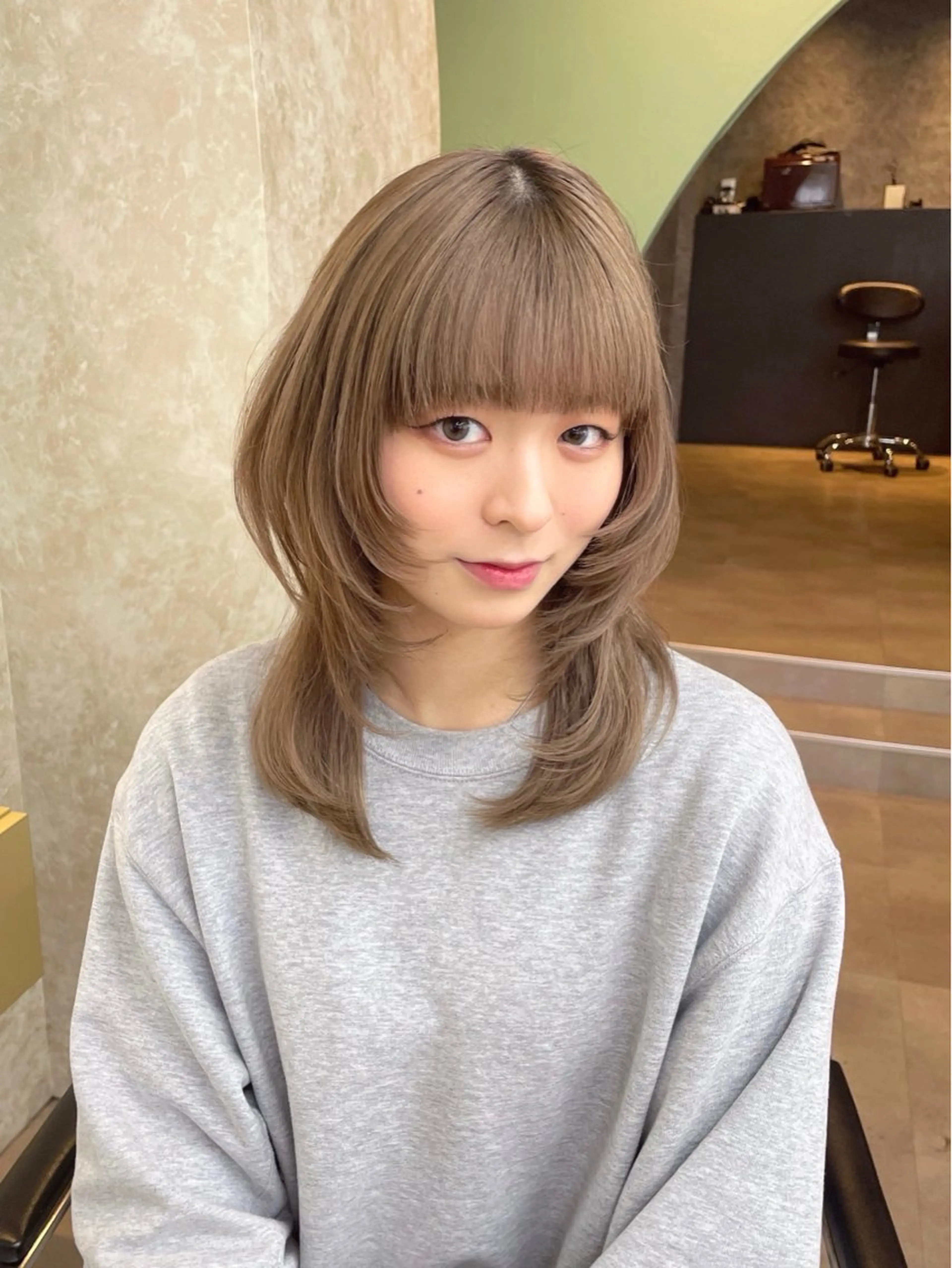 【透明感たっぷりダブルカラー🥀】似合わせカット+全体ブリーチ＋全体カラー＋前処理ケア剤の写真