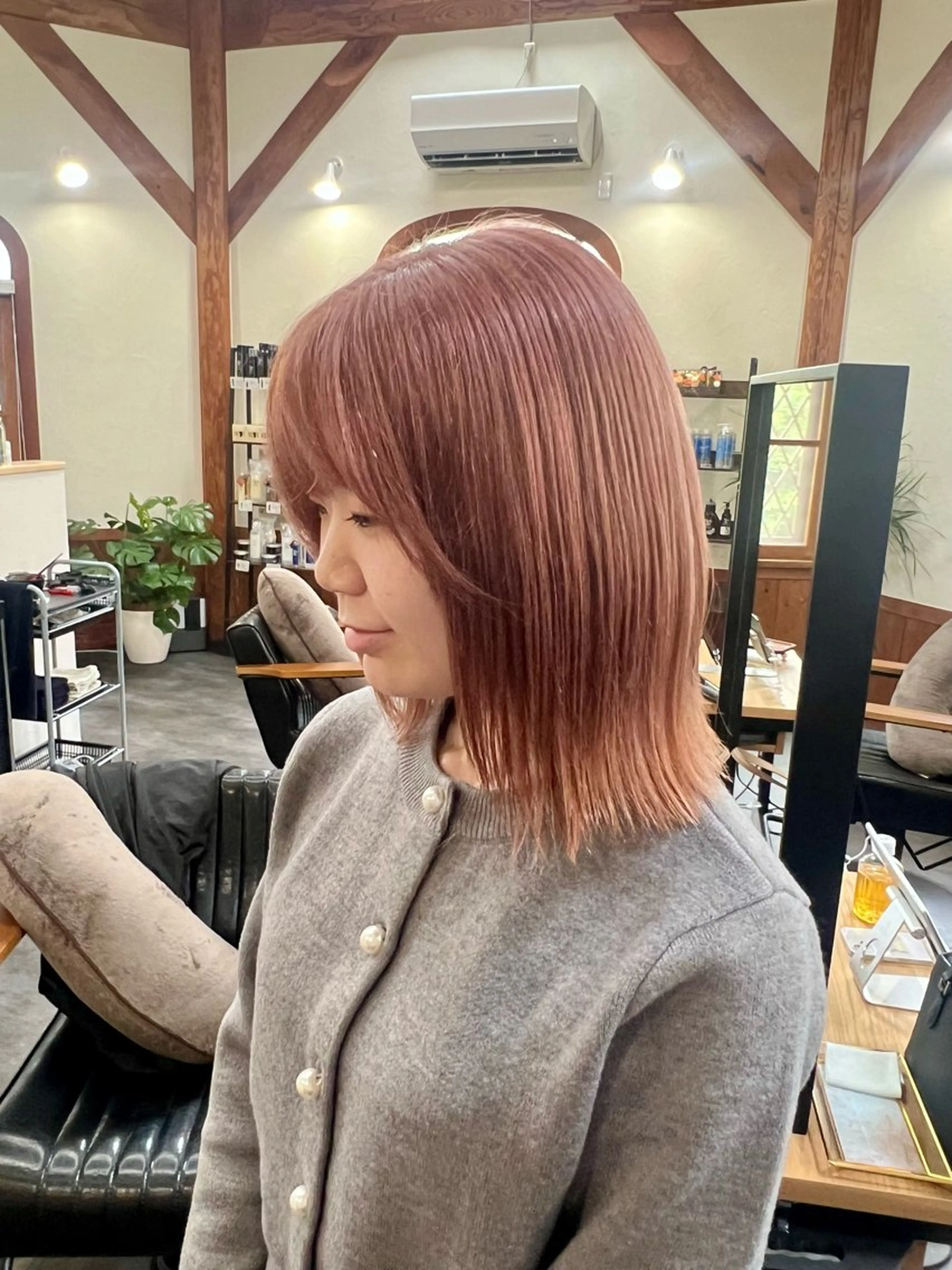 ミディアム ヘアカラー トリートメント slow所属・名取 純平のヘアスタイル