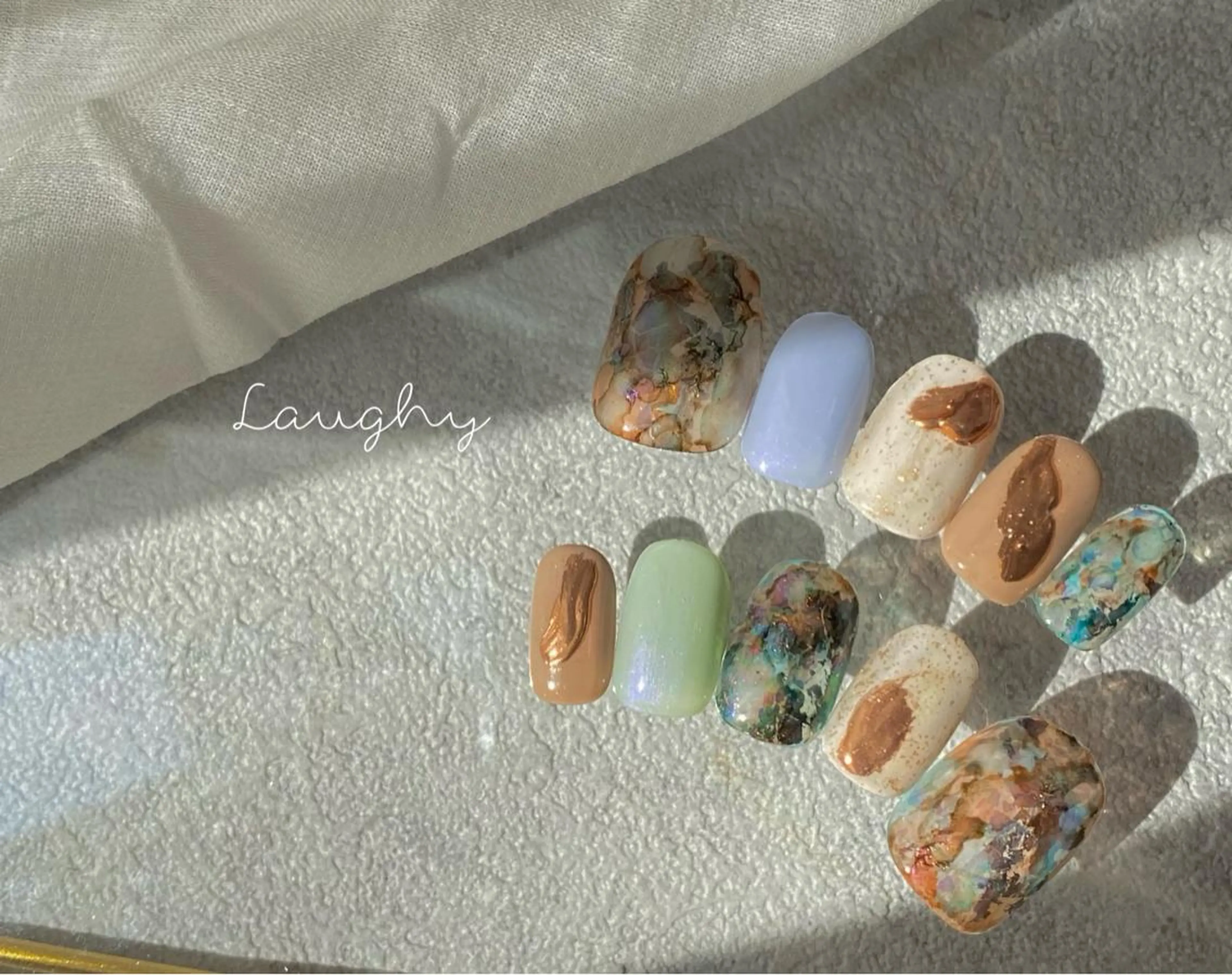 ネイル Nail Room Laughyのネイルデザイン