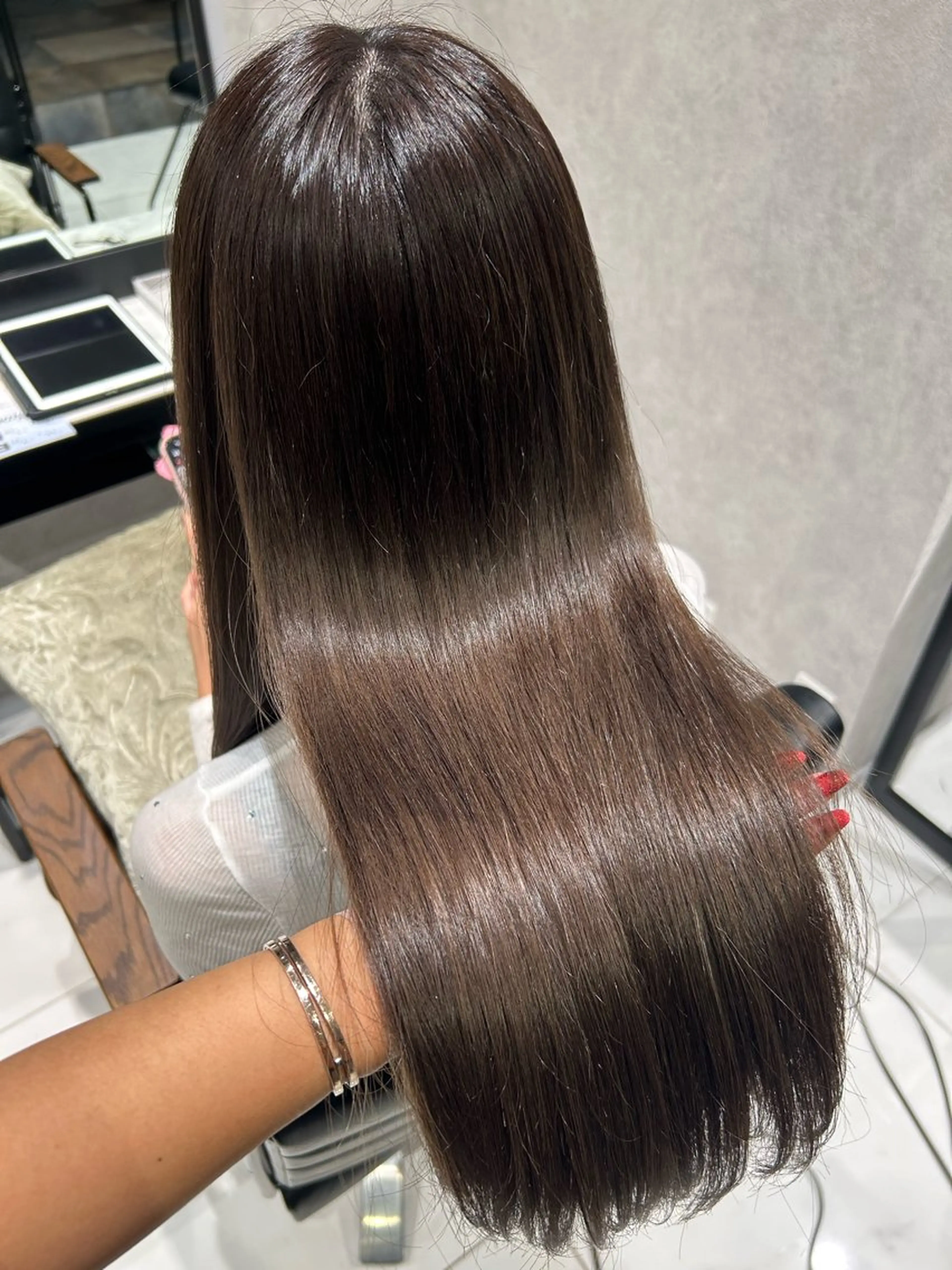 カラー ヘアカラー トリートメント 透明感カラー🩵 束感まつげ🪼海月のマツエク・マツパデザイン