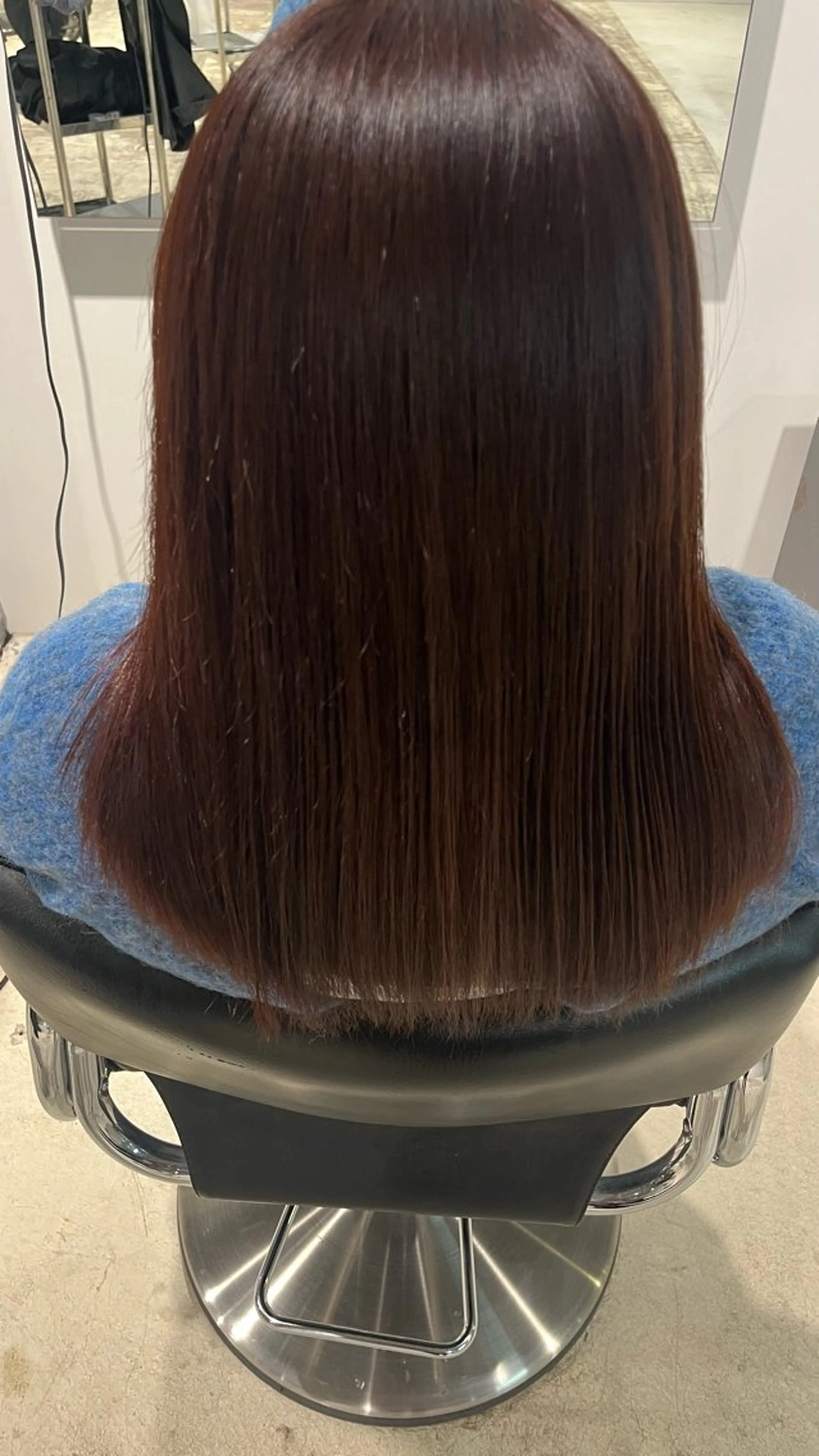 セミロング 縮毛矯正 One momokaのヘアスタイル