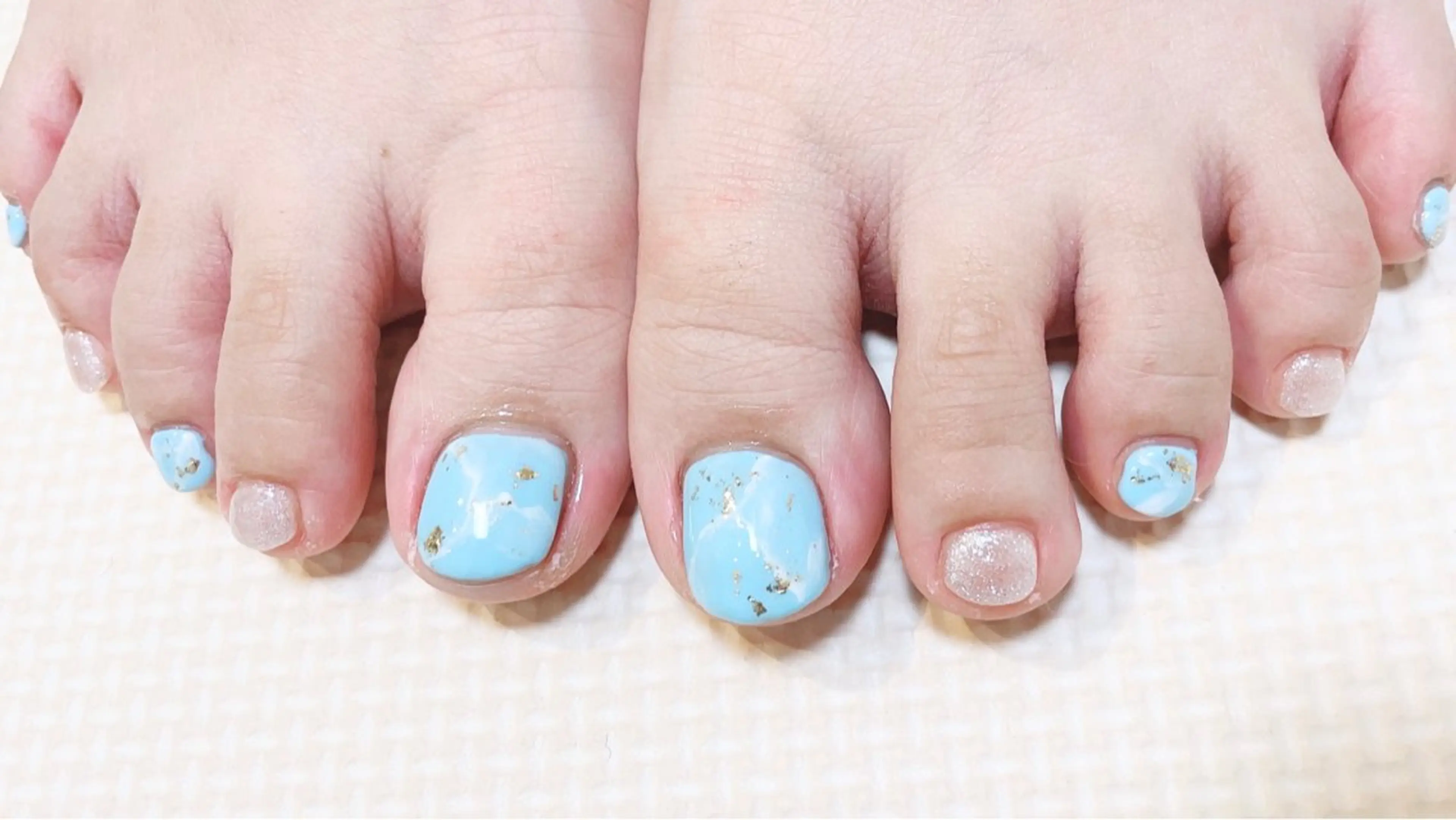 ネイル manis .のネイルデザイン